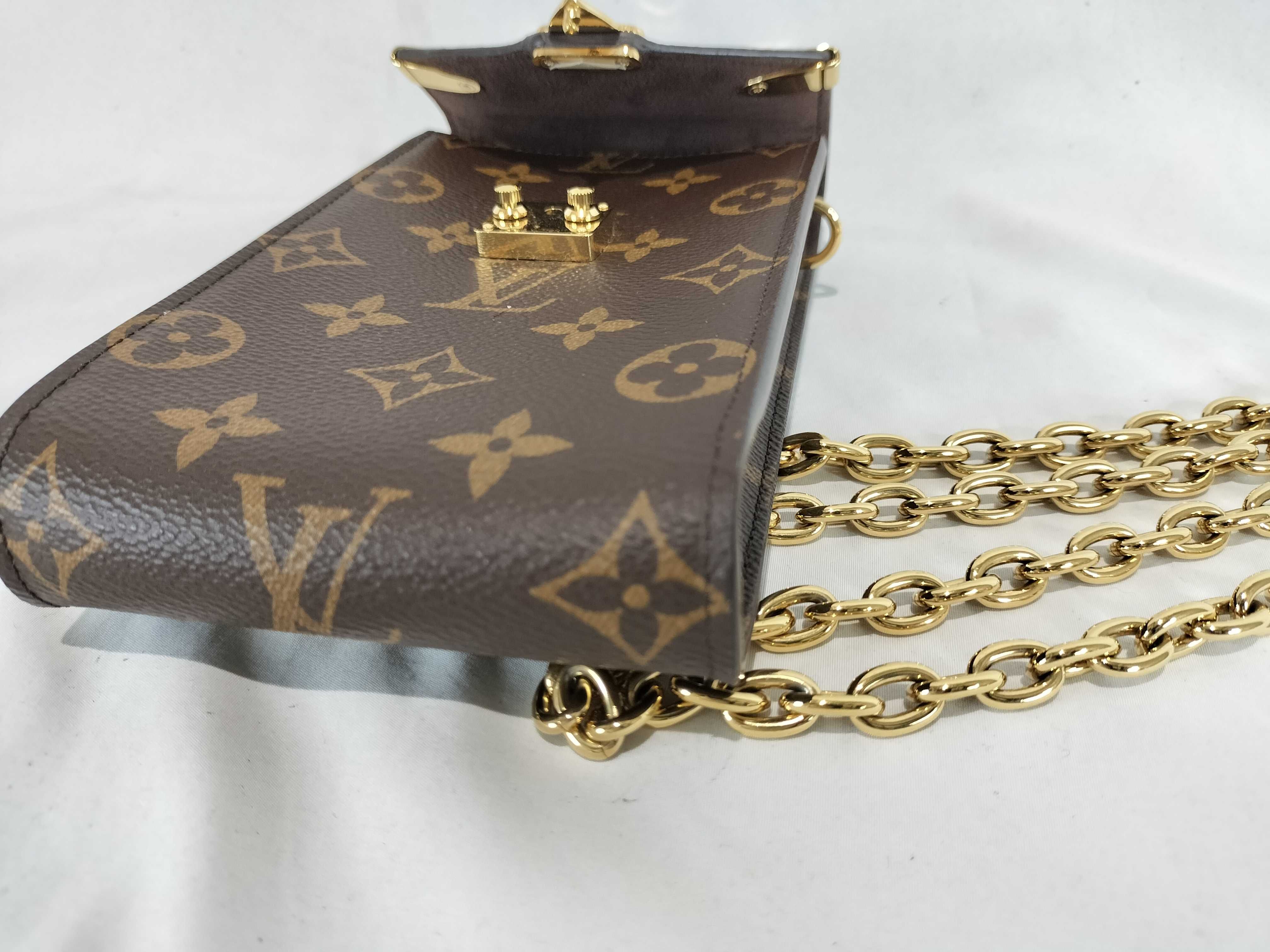 Monogram Louis Vuitton Monogram Phone Pouch Metis Shoulder Bag — view 7
