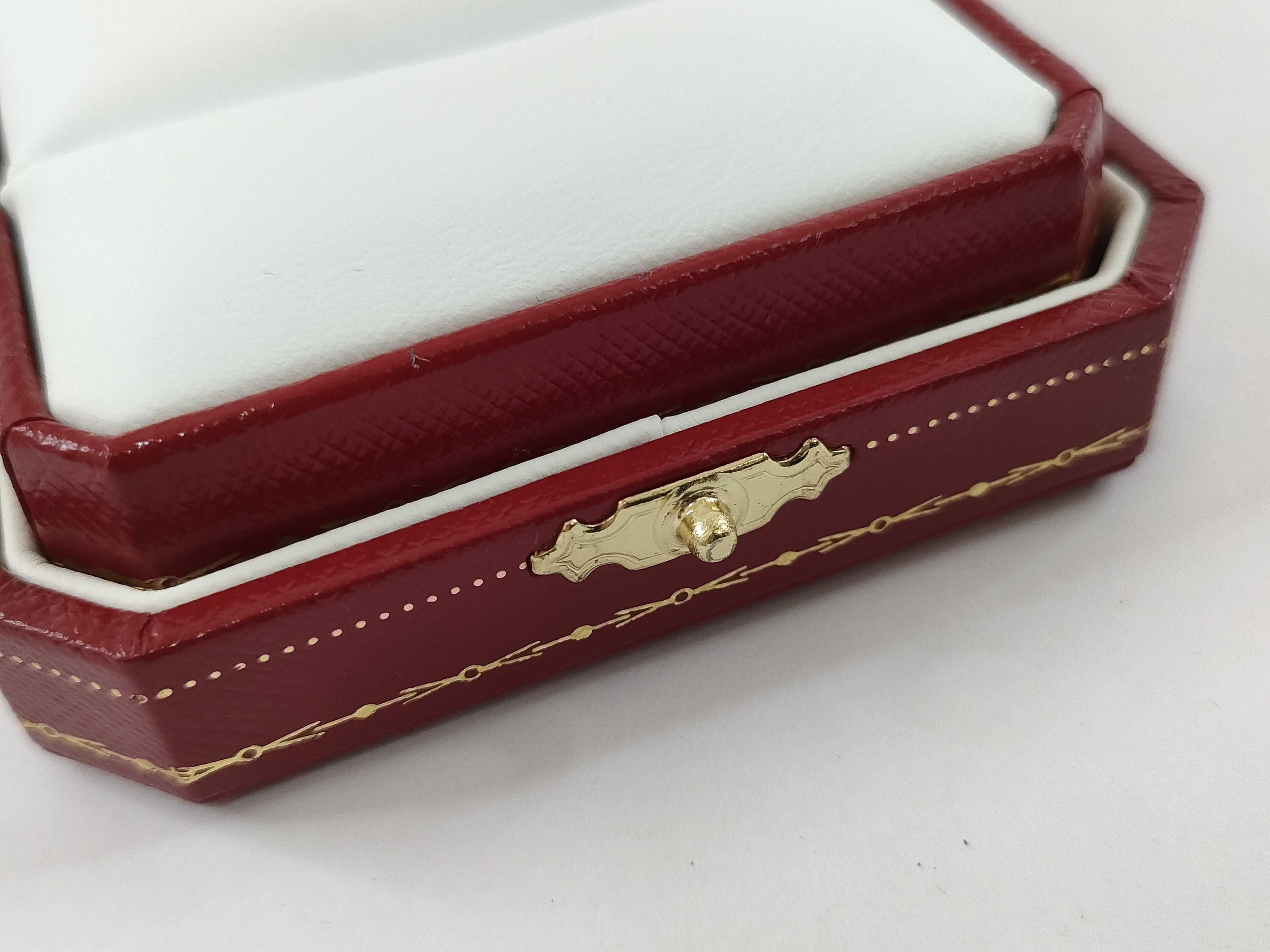 ring case and other accessories — view 3
