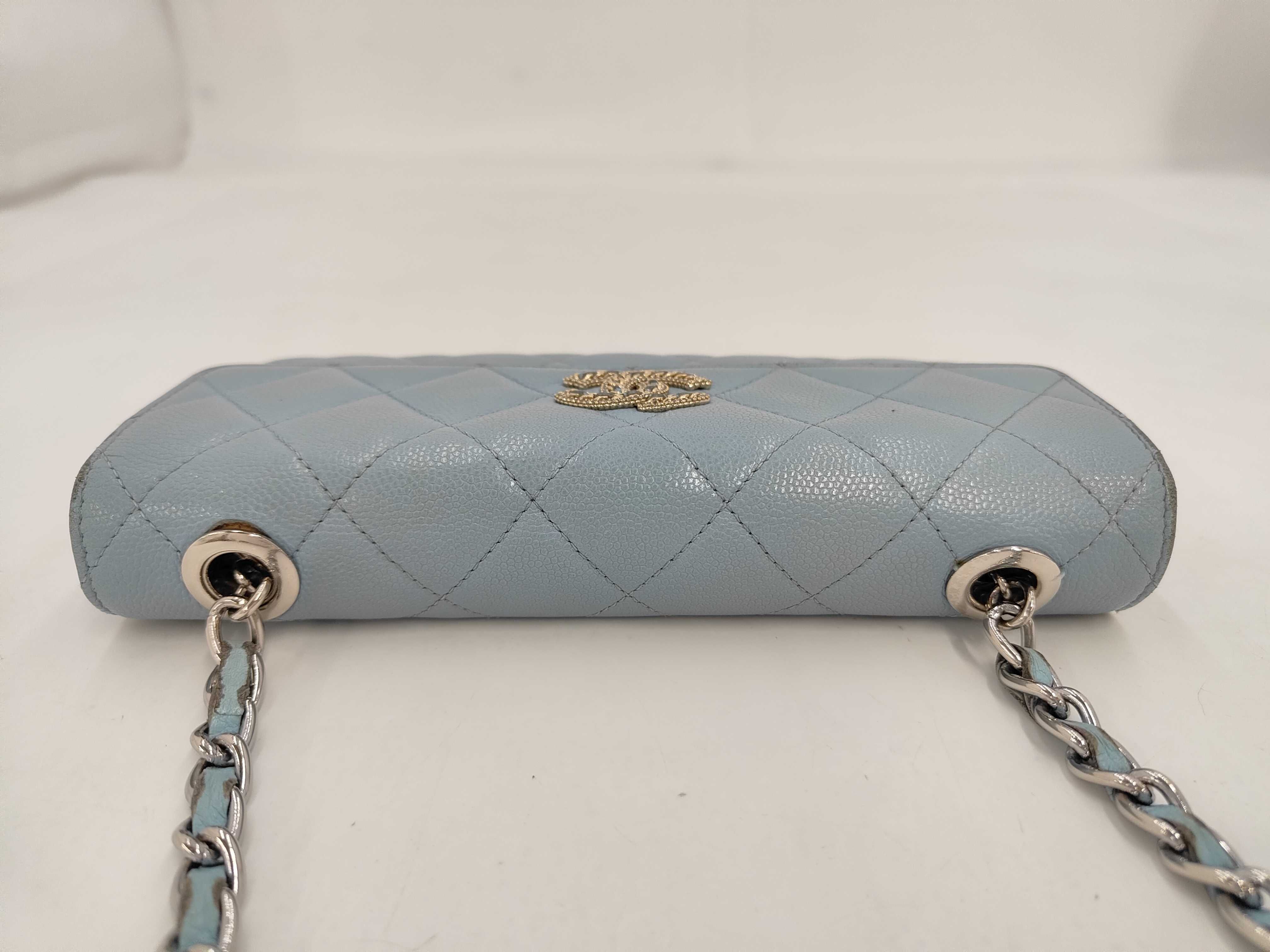 Caviar Skin Matelassé Chain Wallet — view 5