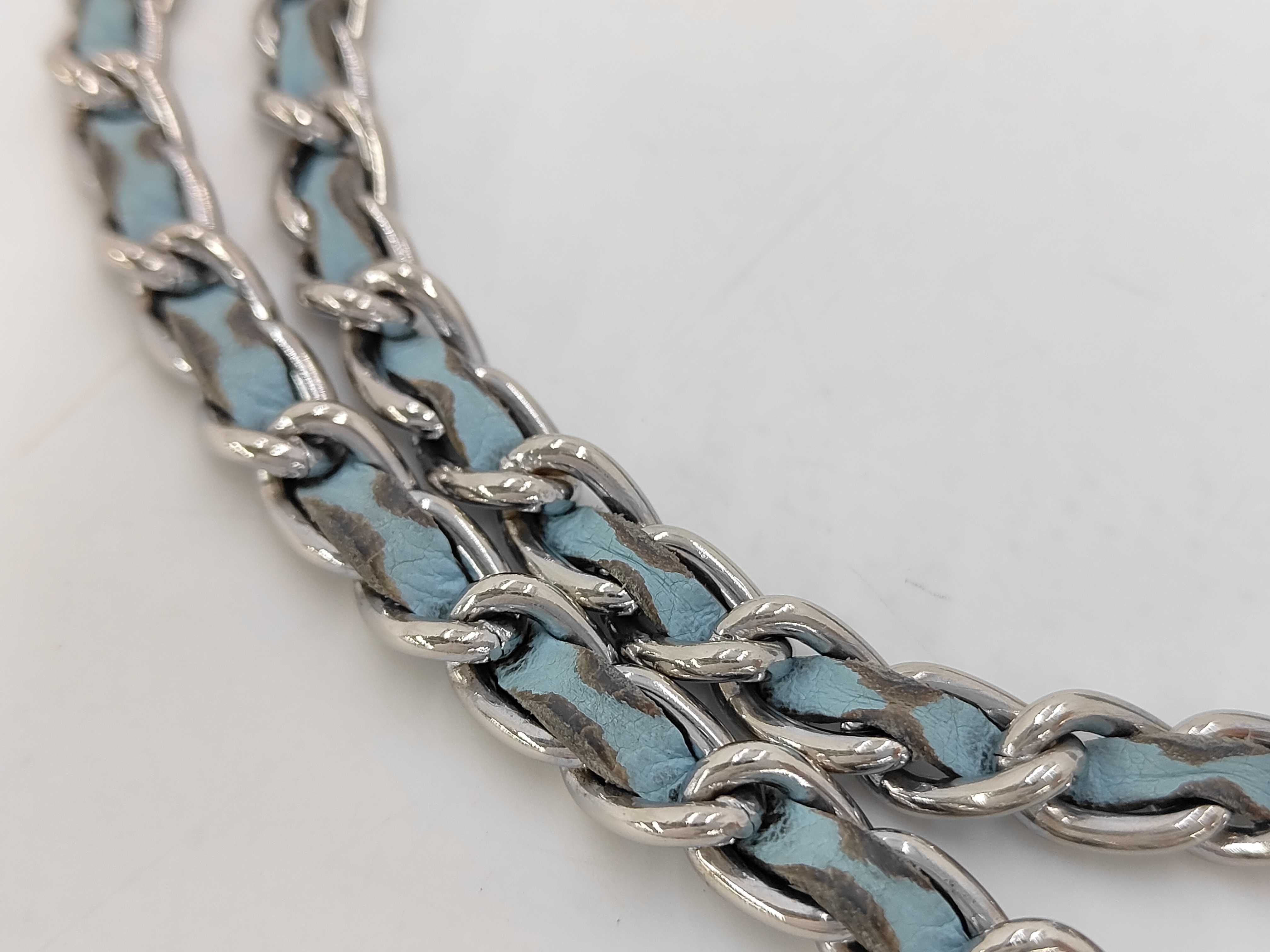 Caviar Skin Matelassé Chain Wallet — view 7