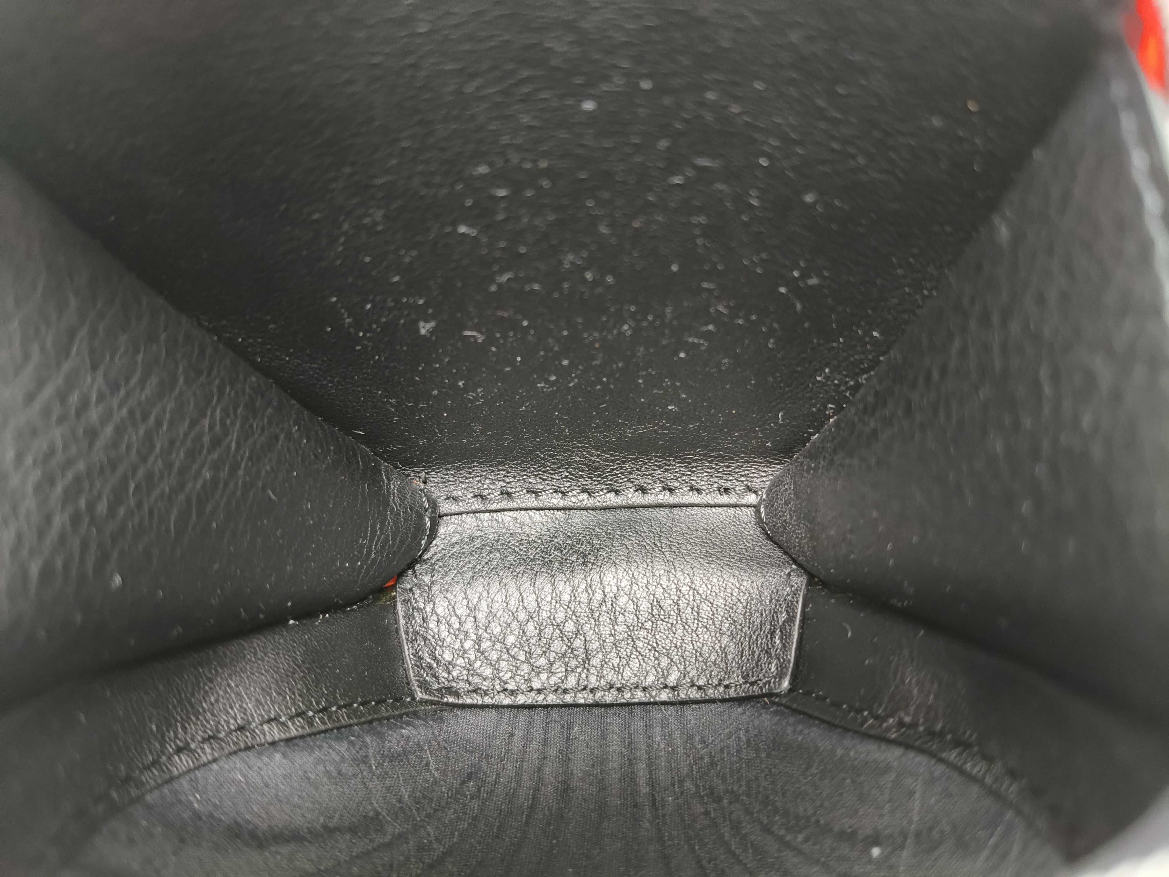shell pouch — view 10