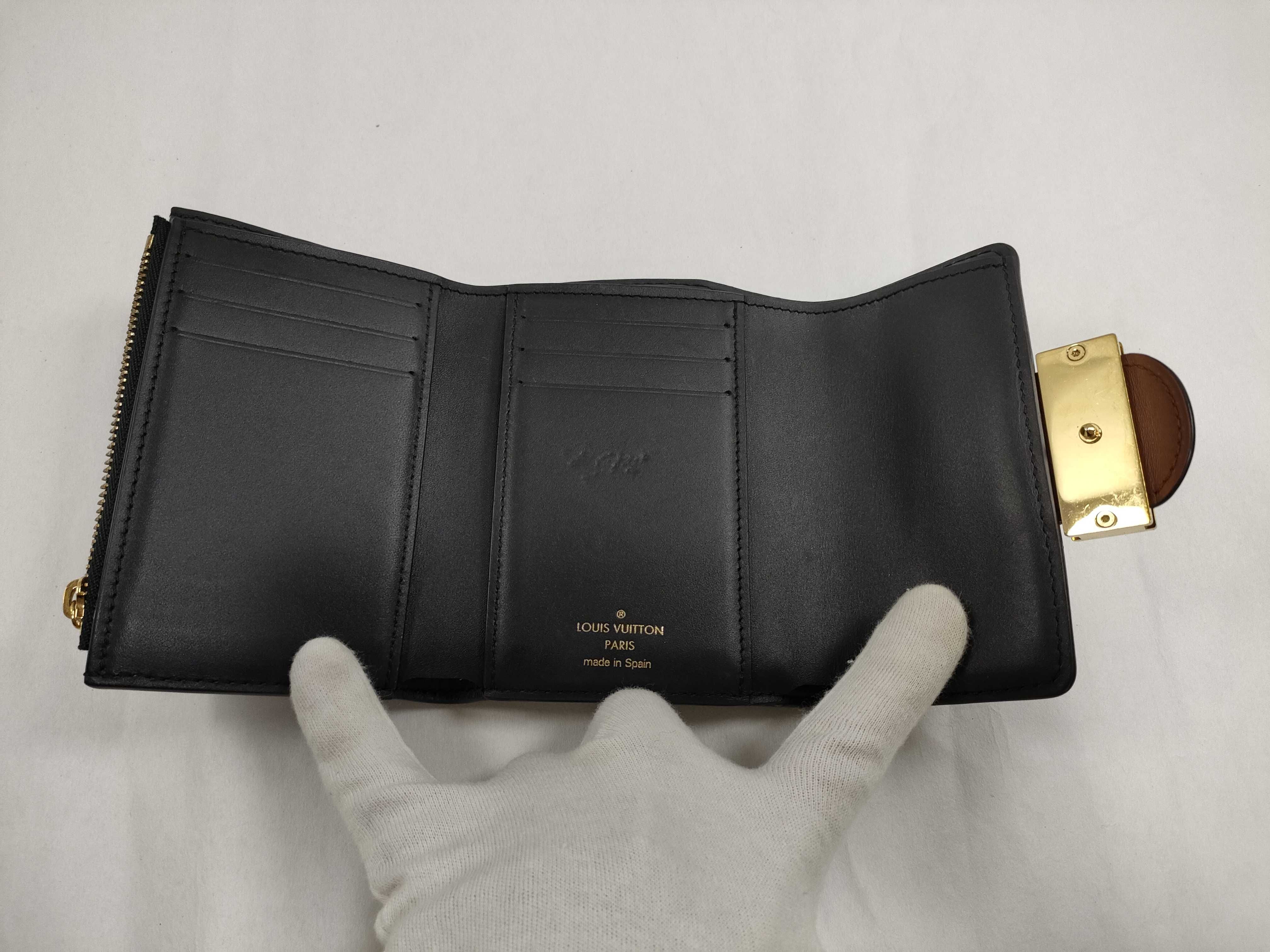 Monogram Louis Vuitton Monogram Reverse Portefeuille Dauphine Compact M68725 Black Wallet — view 7