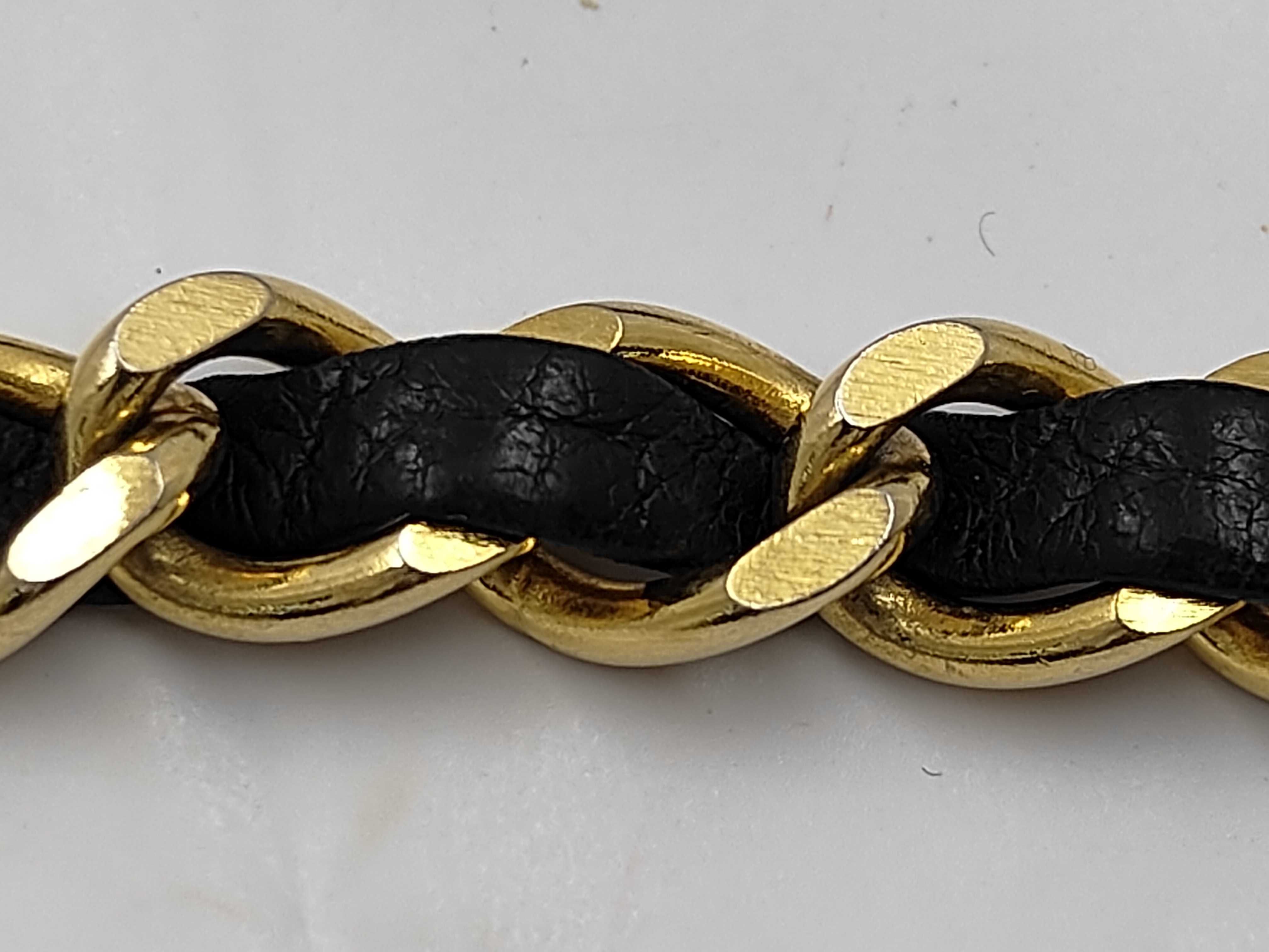 Matelassé Lambskin Chain Shoulder Bag (with card and sticker) — view 4