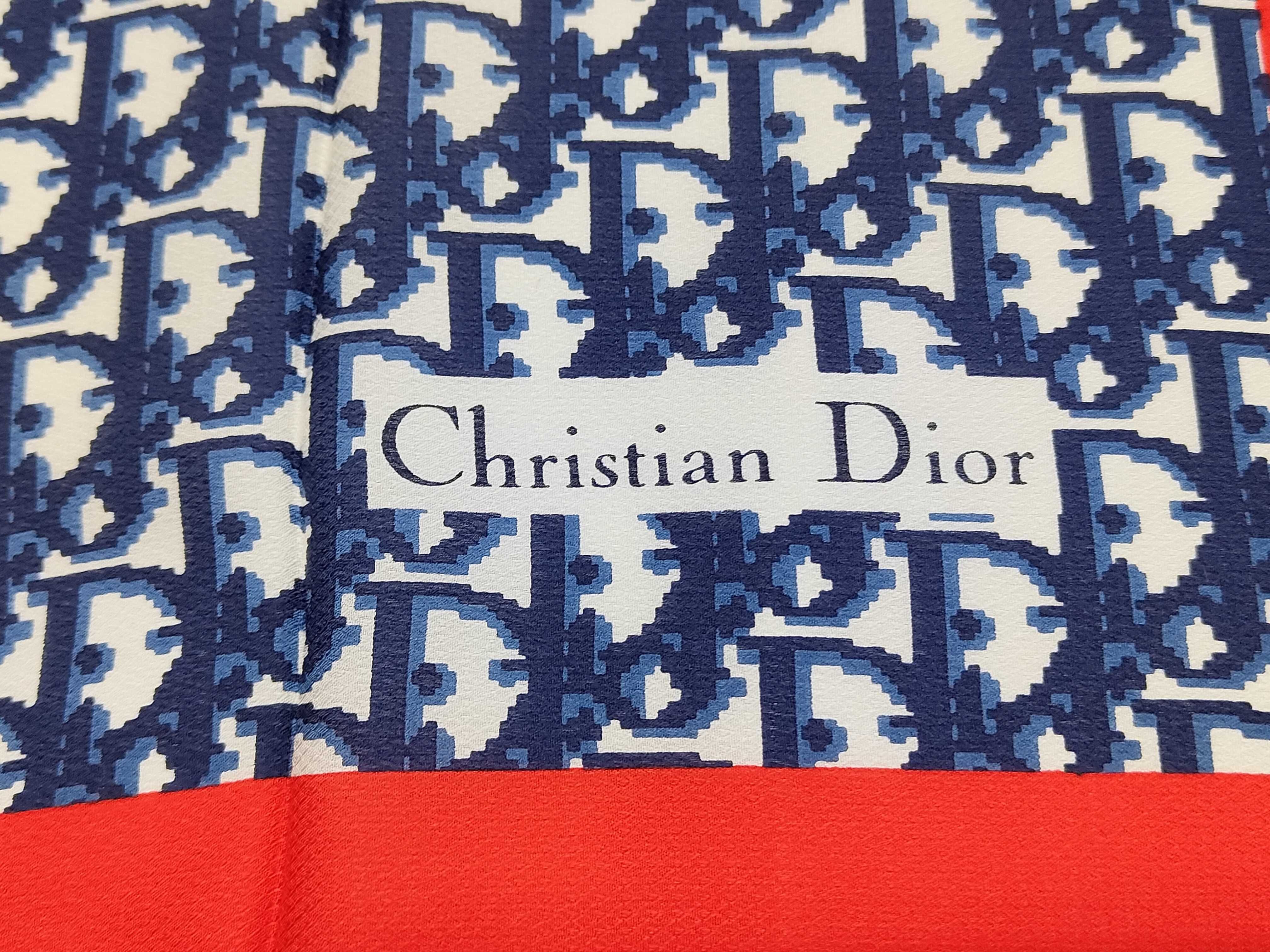 scarf, Dior other accessories, and other items. — view 3