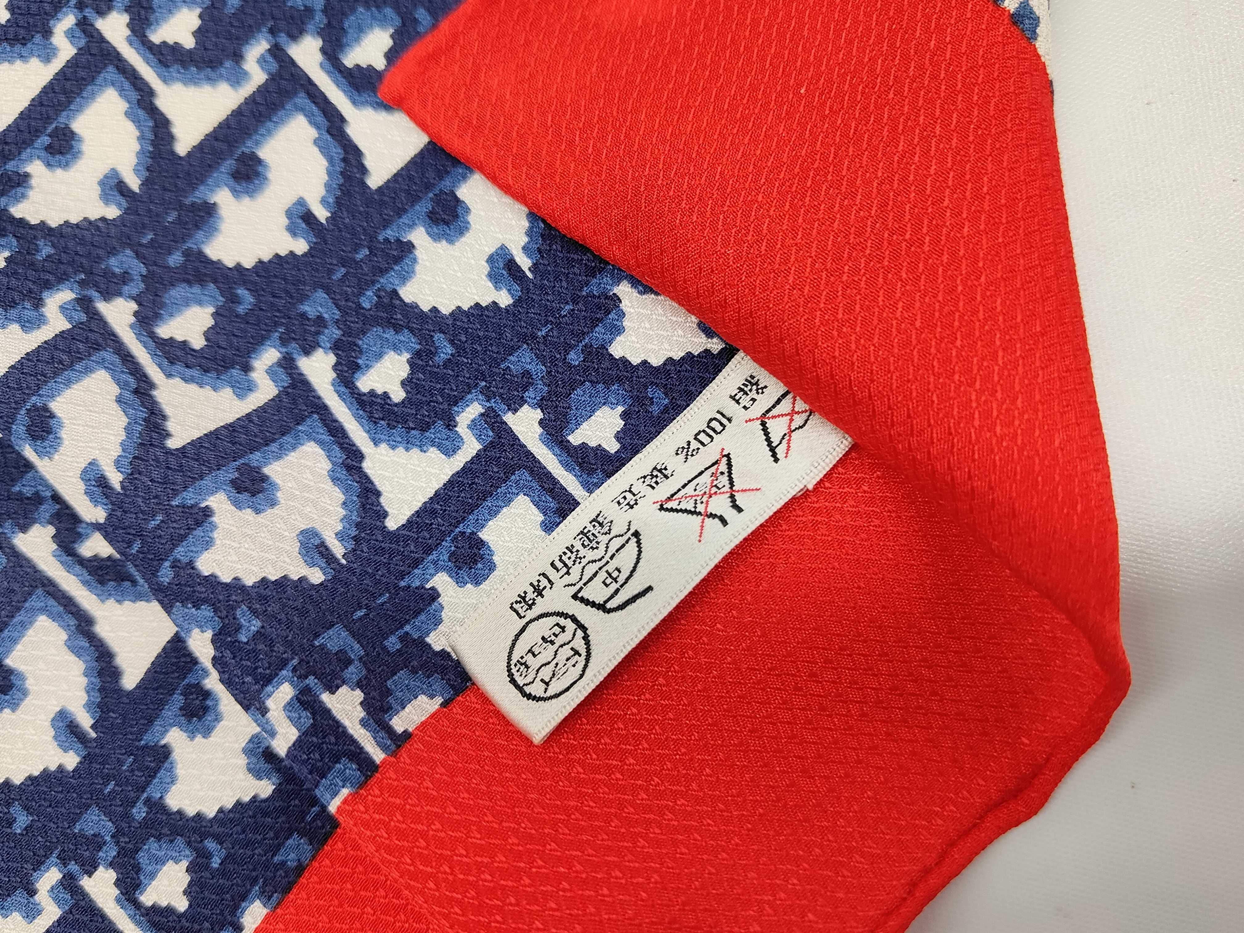 scarf, Dior other accessories, and other items. — view 5