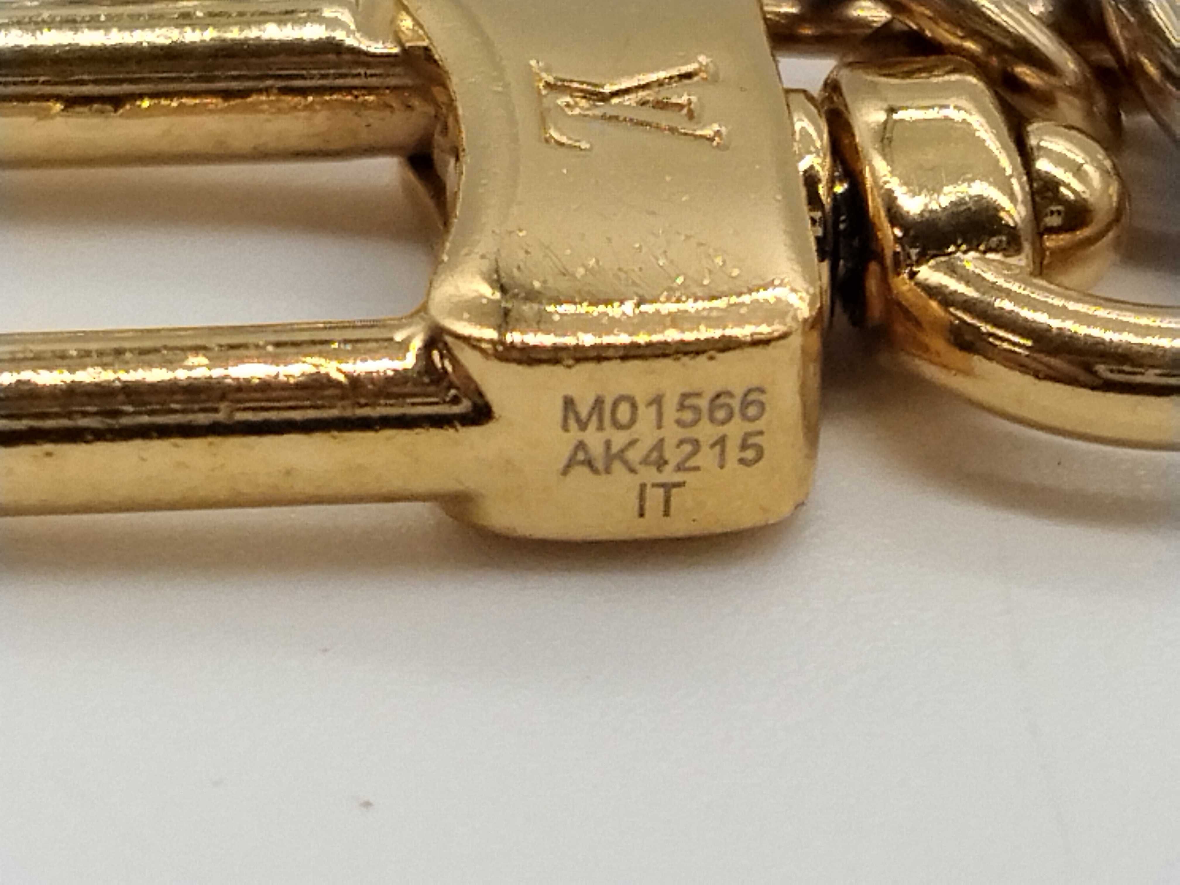 Alloy M01566 Micro Charm 13 Key Case — view 8