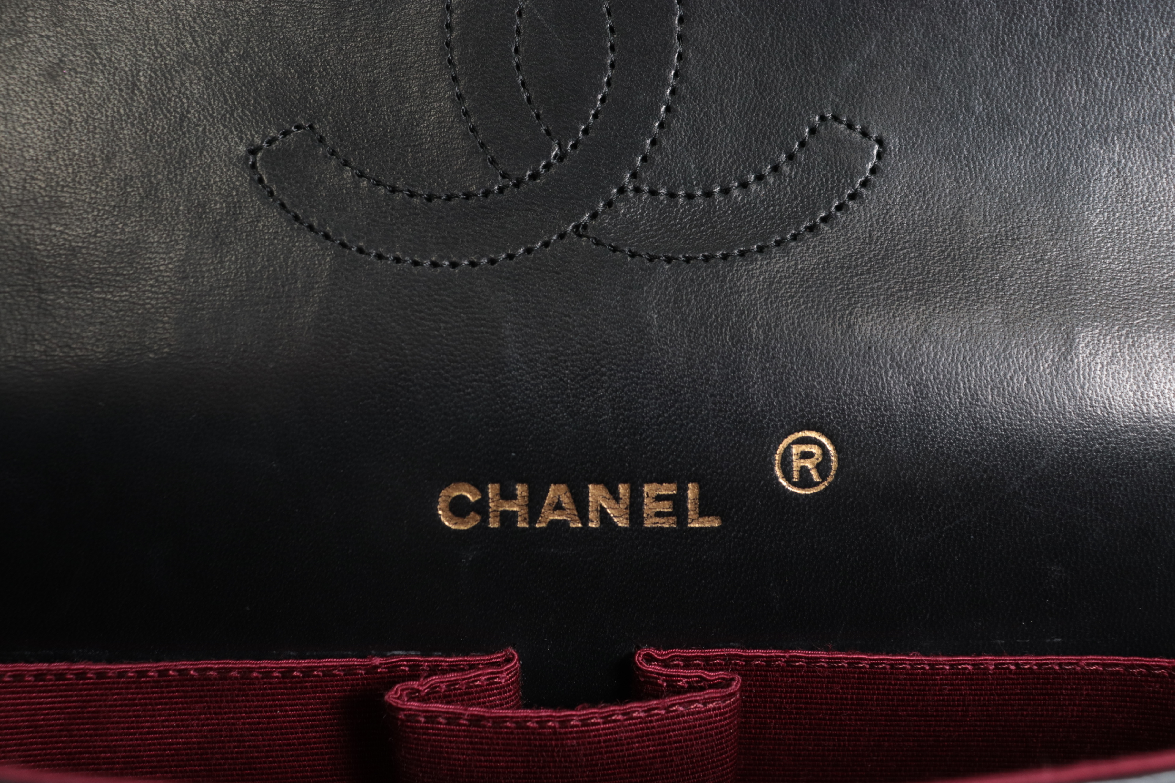 W-flap 25 Lambskin Shoulder Bag (Serial No. 2) — view 9