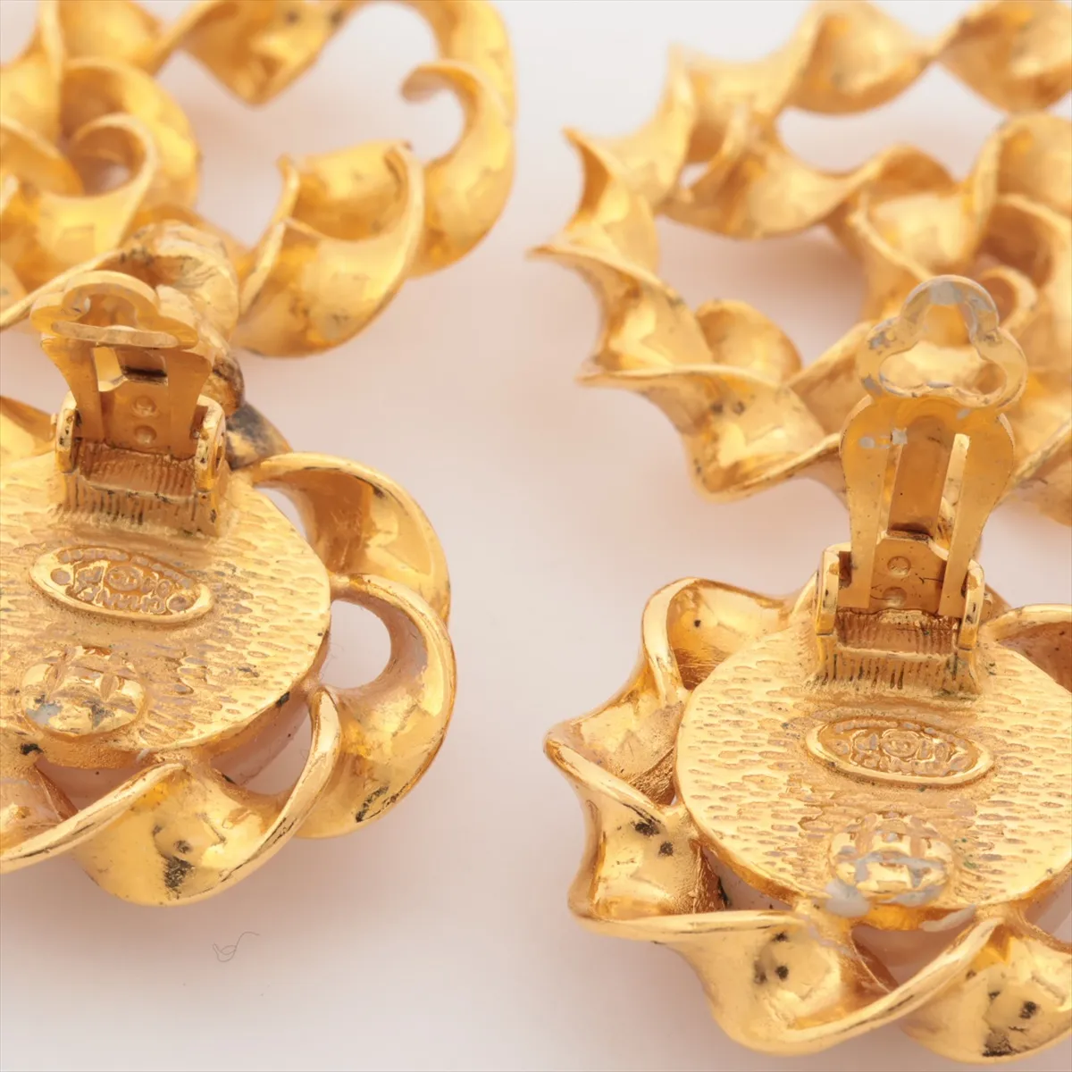 Coco Mark 94P Earrings (Pair) GP x Faux Pearl Gold - — view 4