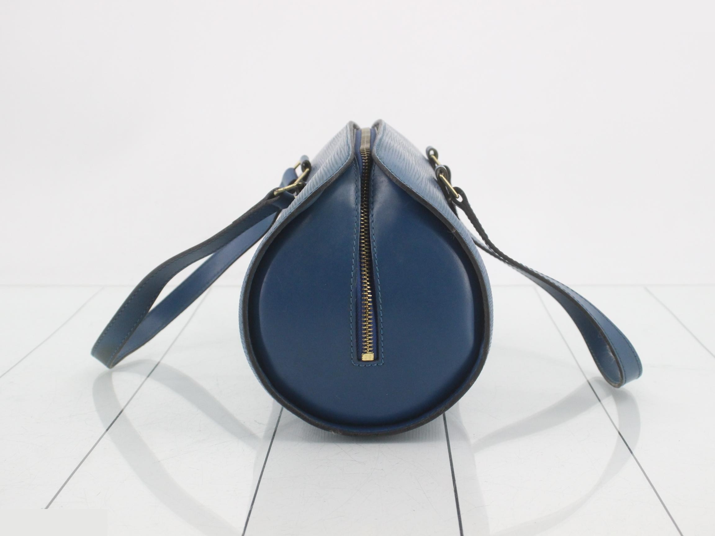 Soufflot Toledo Blue with pouch — view 3