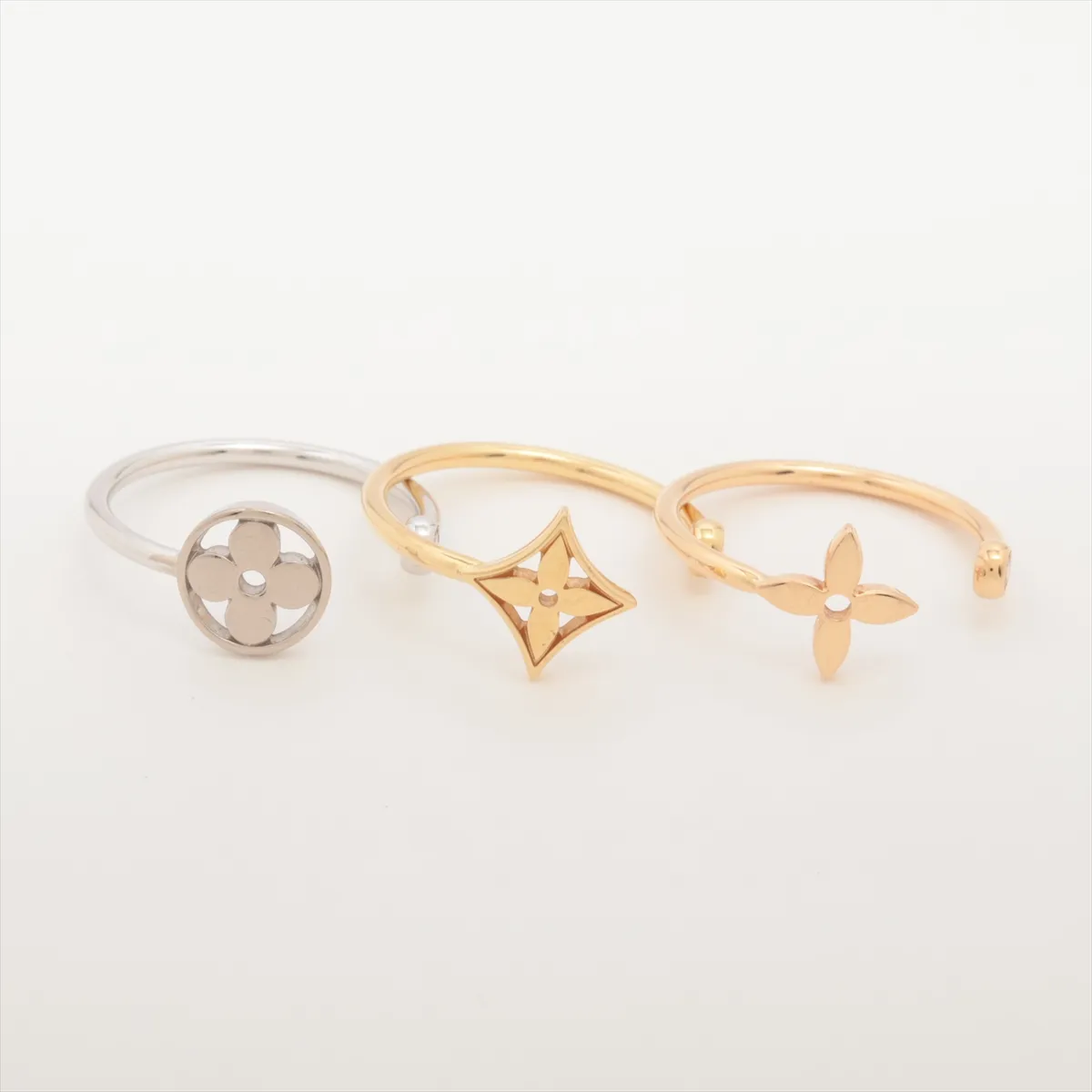 Bague Monogram Idylle Three Gold Diamond Ring 750 (YG x PG x WG) 5.6g 52 372250 Distortion
