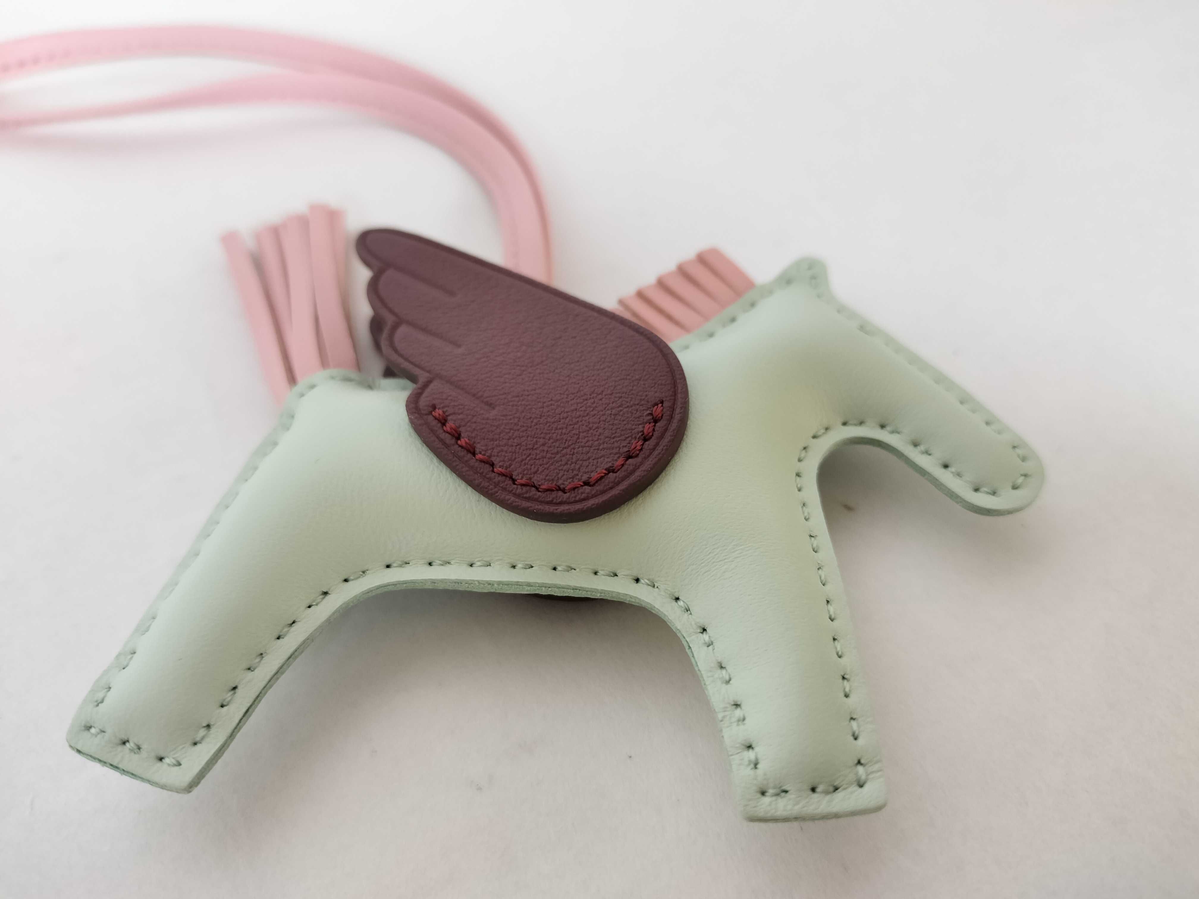 Pegasus PM G stamp charm — view 7