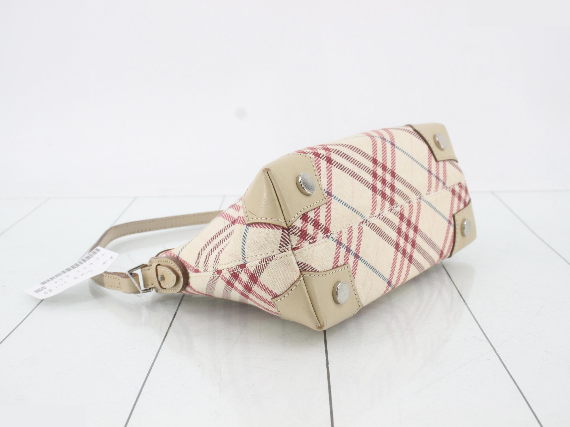 Other lines: Bags & Handbags - White, Pink — view 5