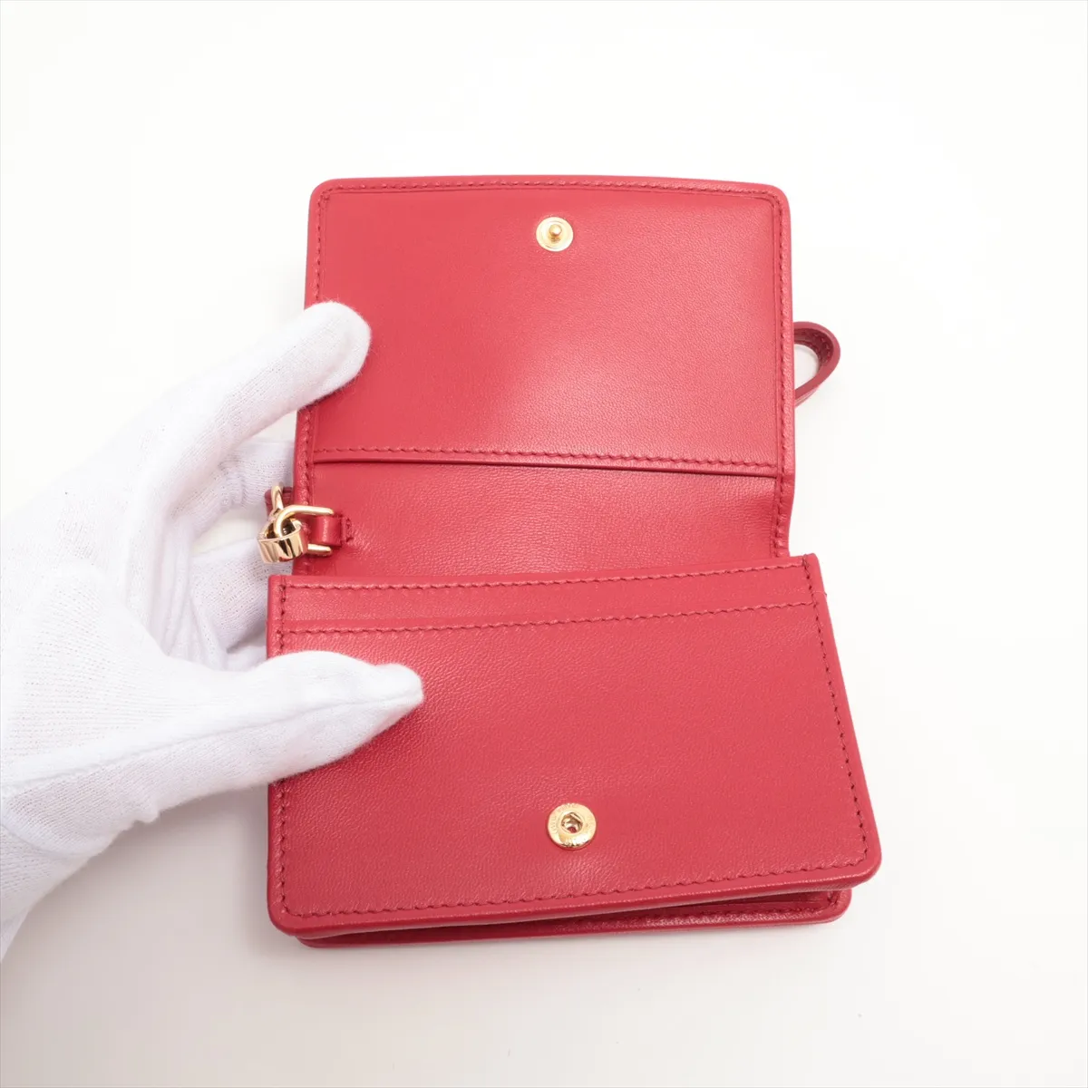 Matelasse 5MC107 Leather Card Case Red Mirror Included Yes — view 3