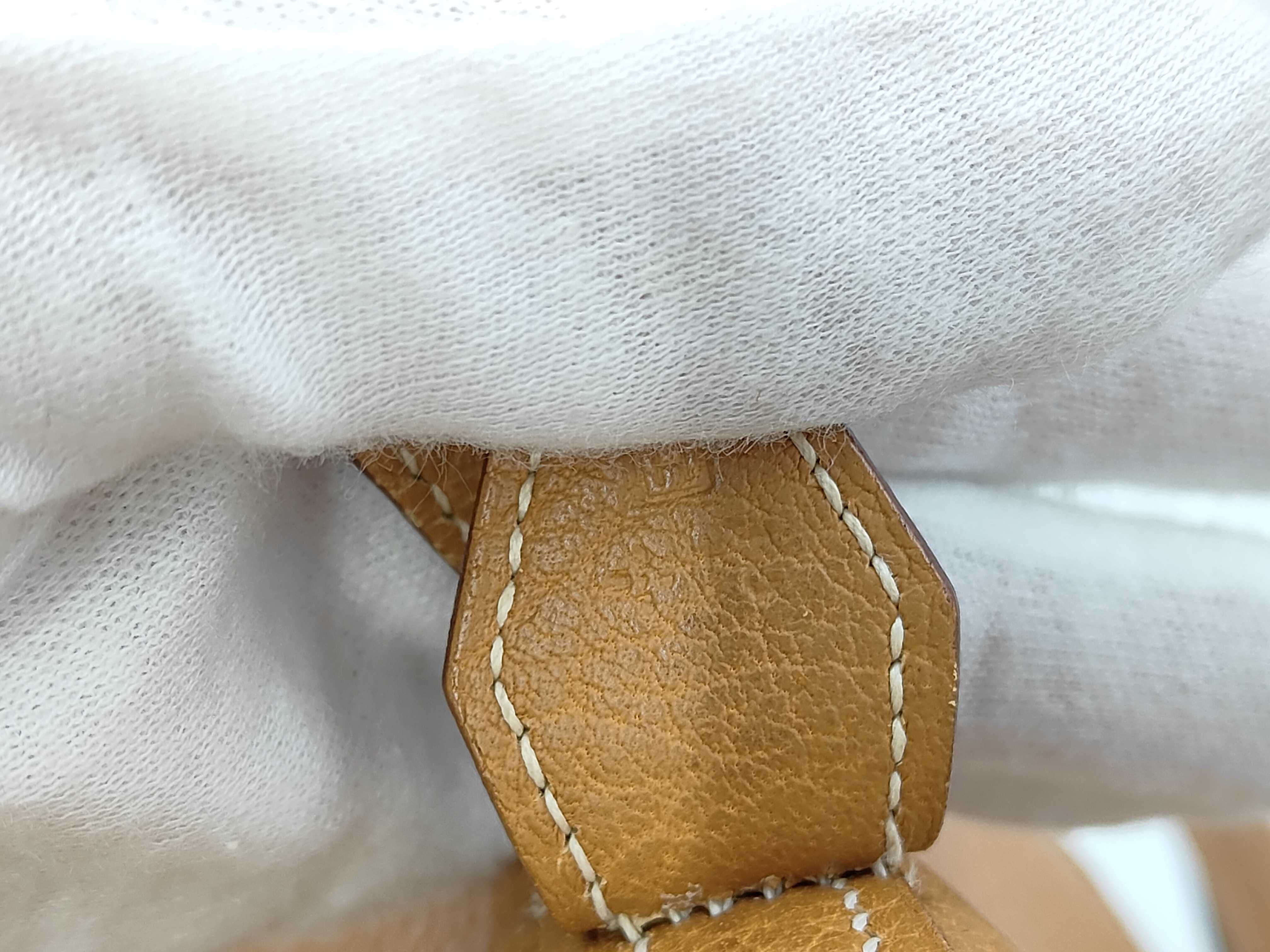 Bolide 35 Stamp H Beige Handbag — view 10
