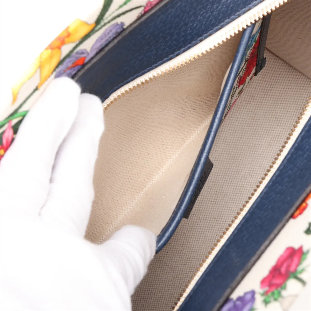 GG Flora 550141 Canvas x Leather 2-Way Handbag White x Navy — view 9