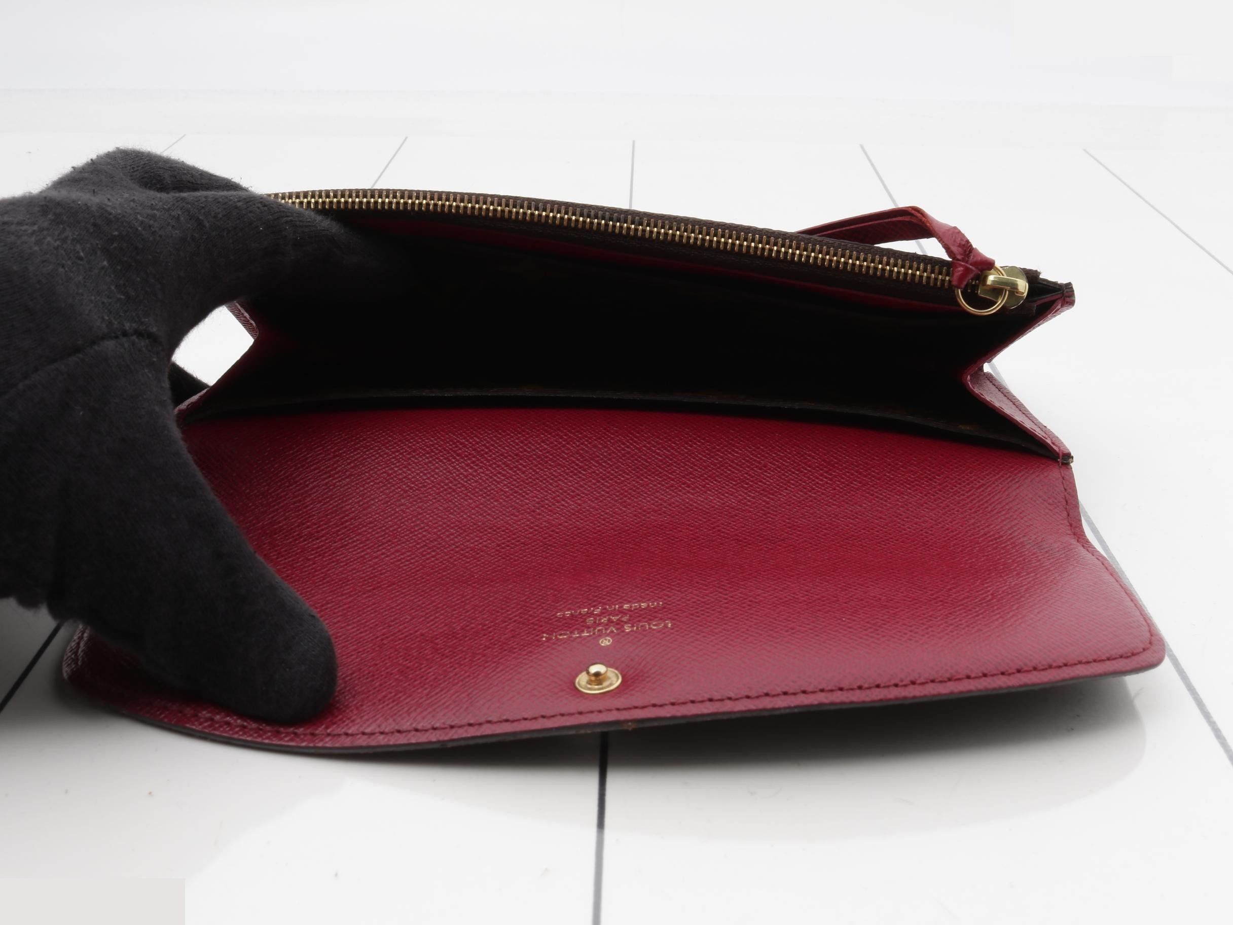 wallet — view 4