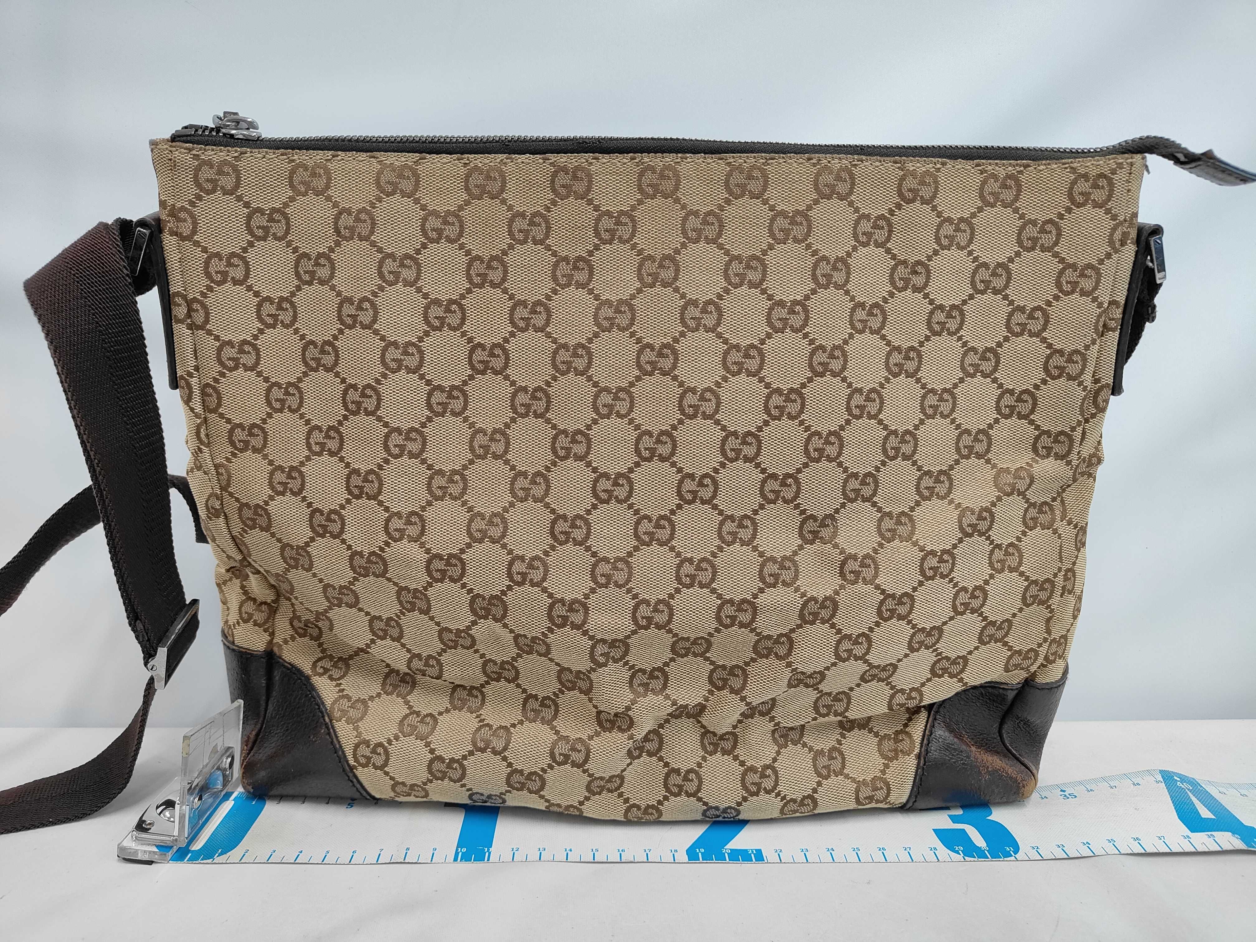 GG Canvas 110054 Shoulder Bag — view 2