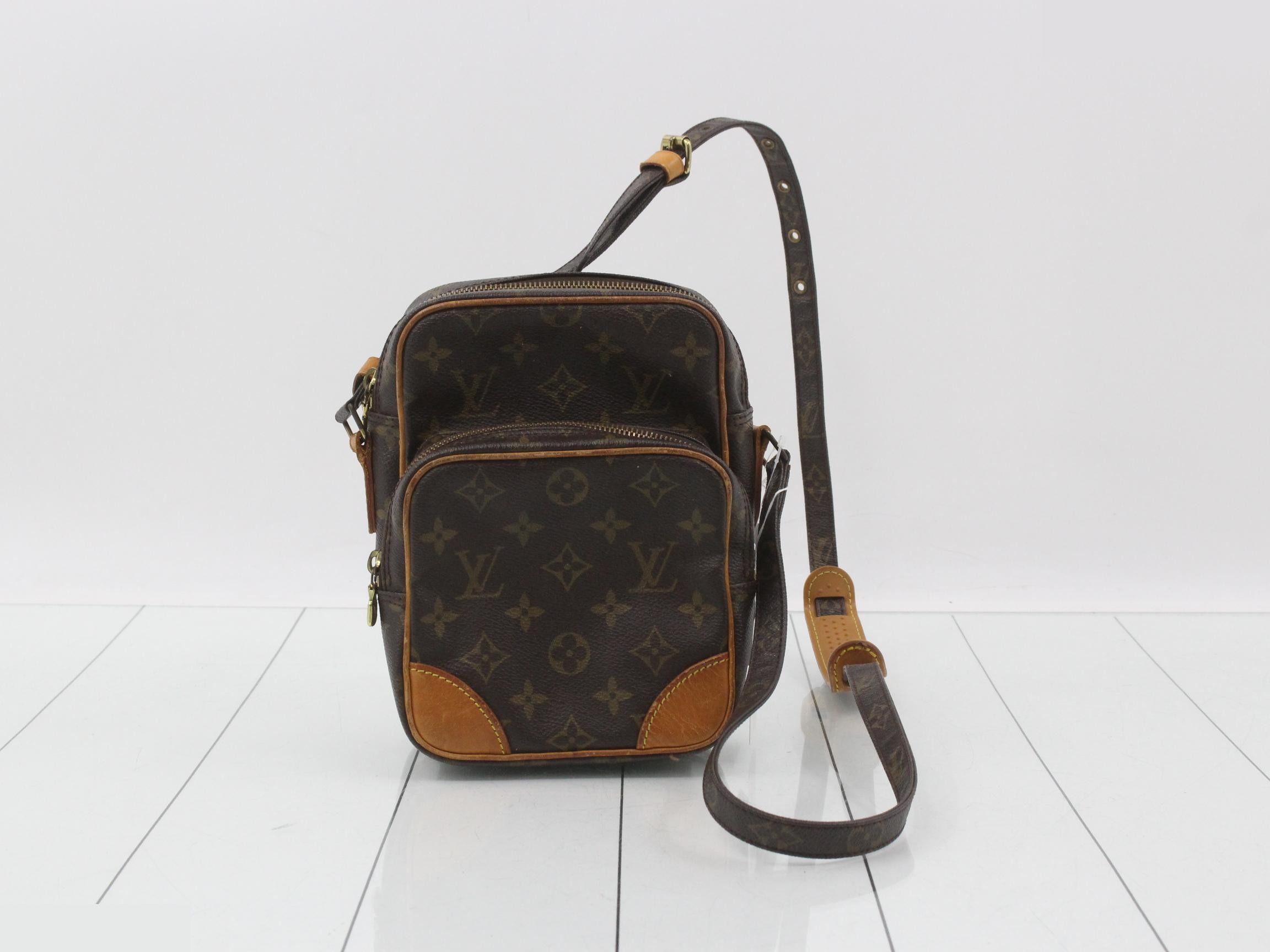 Amazon Shoulder Bag