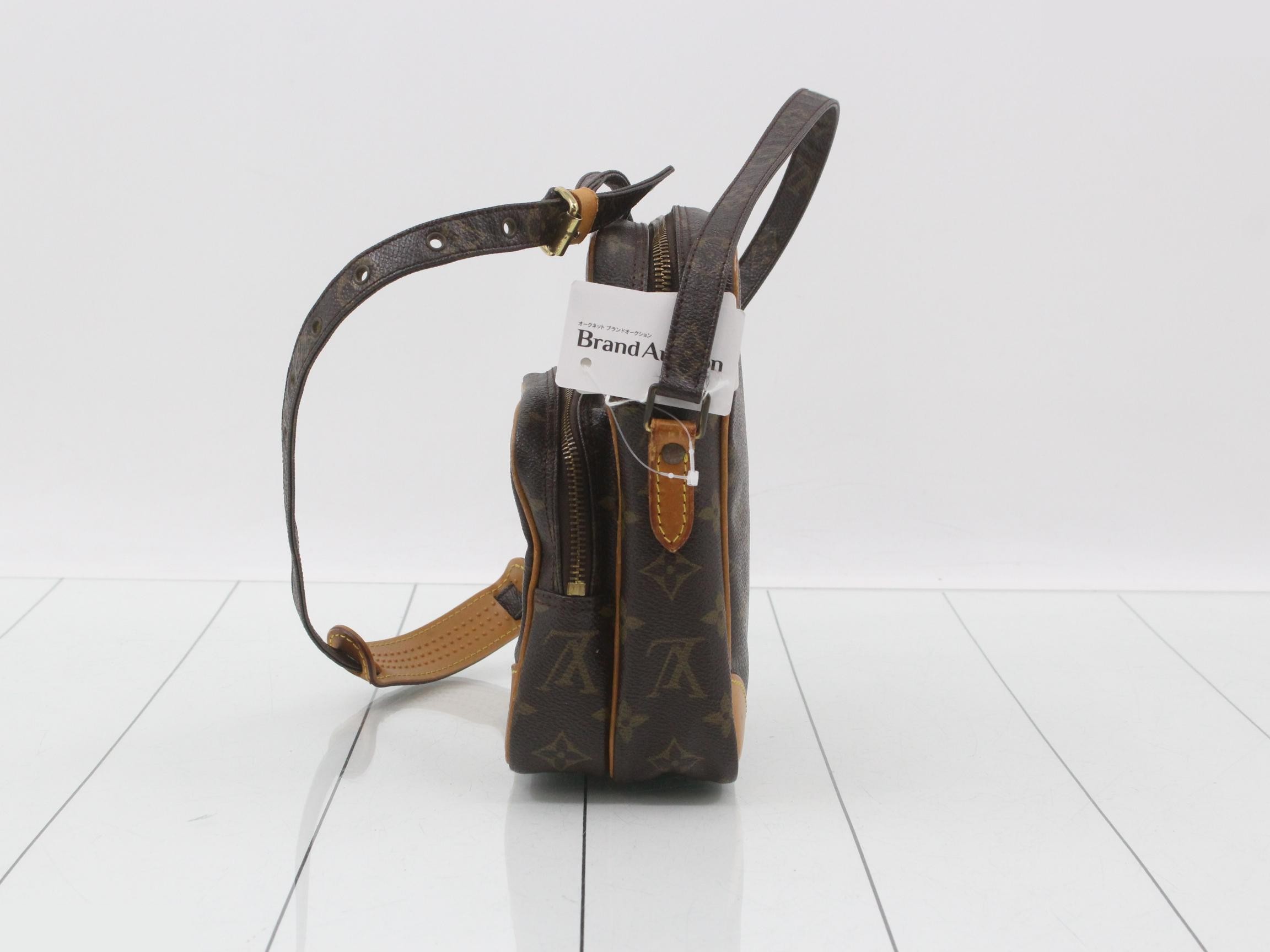 Amazon Shoulder Bag — view 3