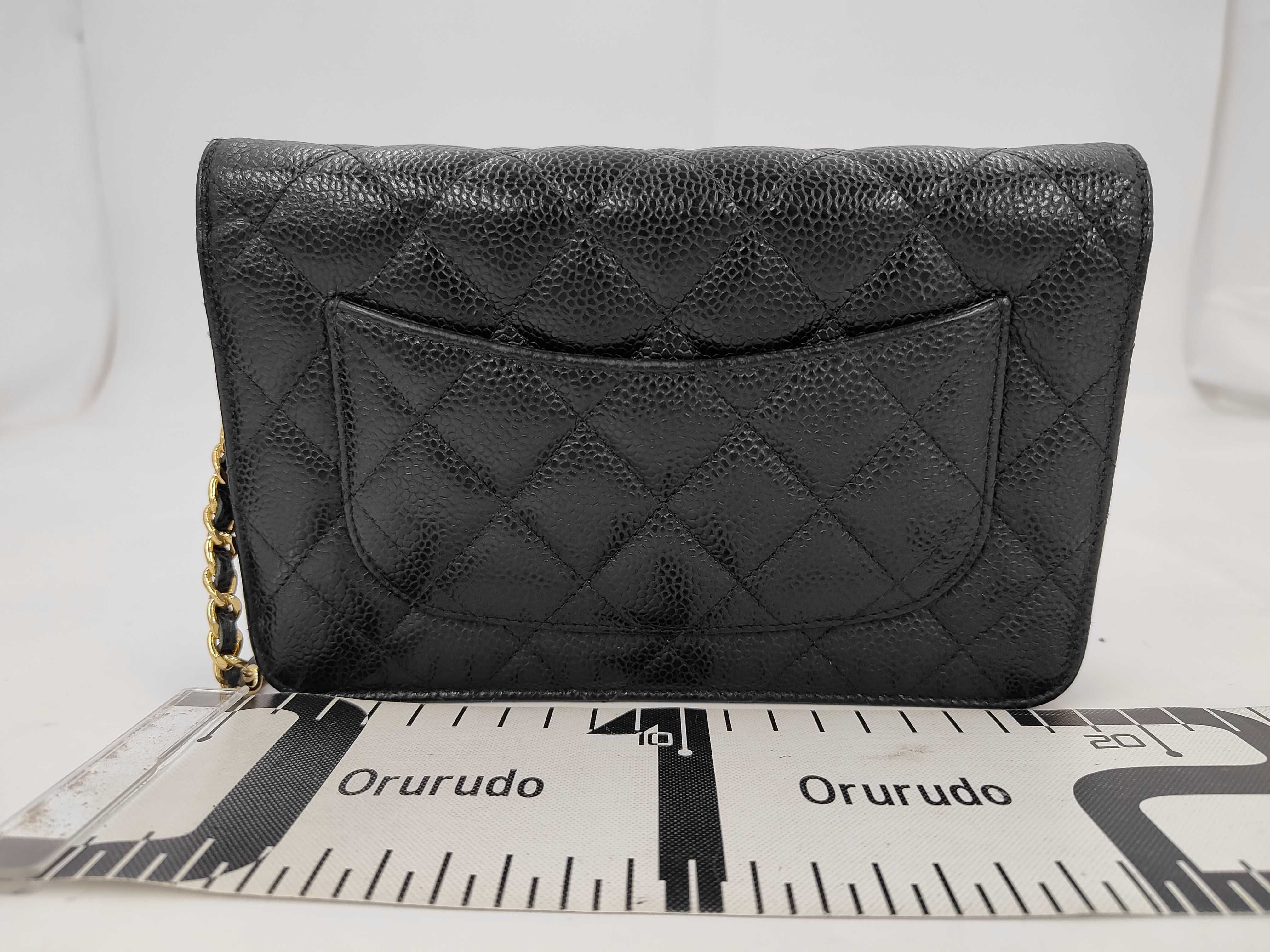 Caviar Skin Matelassé Chain Wallet Black Shoulder Bag — view 2