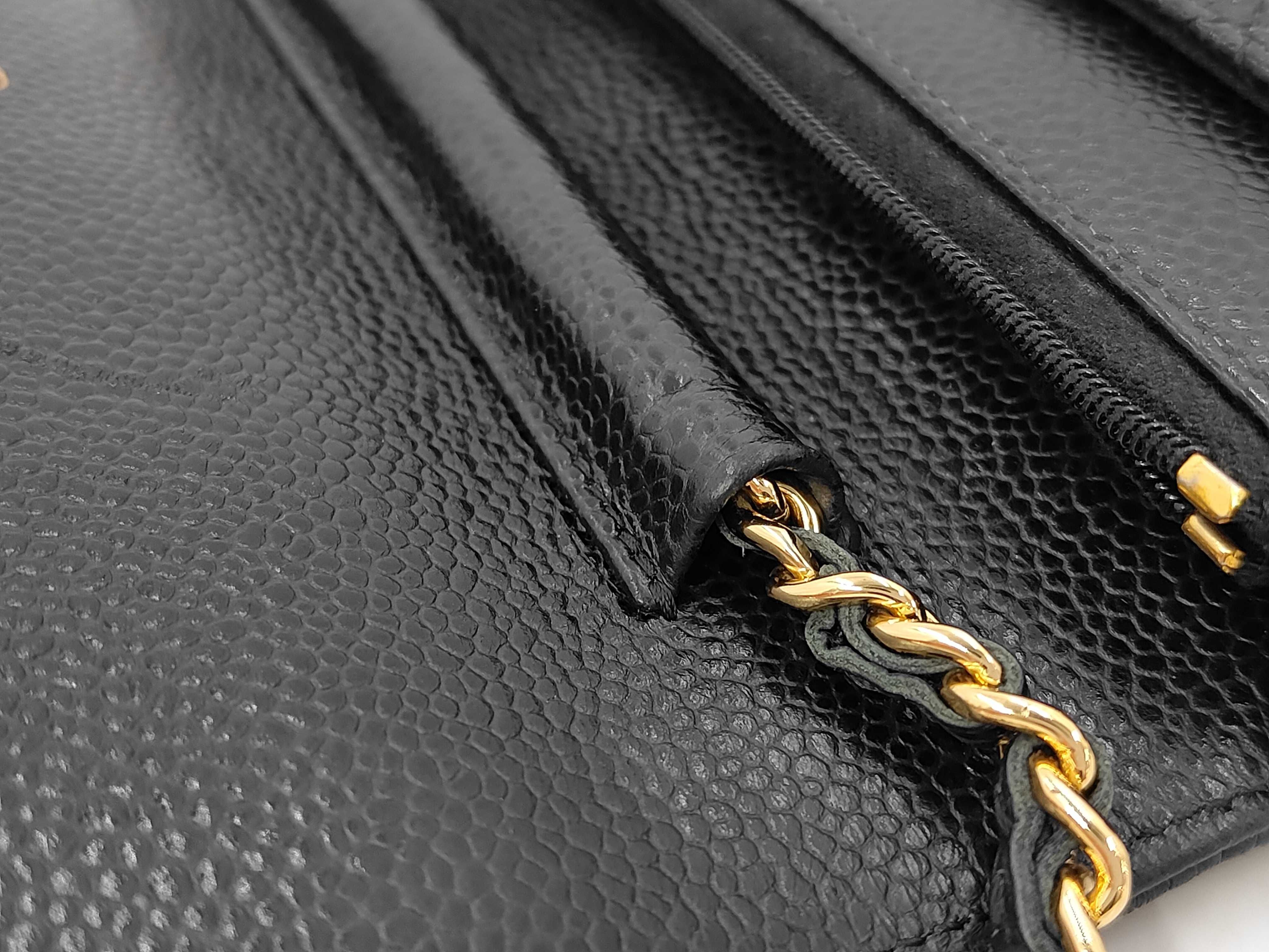 Caviar Skin Matelassé Chain Wallet Black Shoulder Bag — view 5