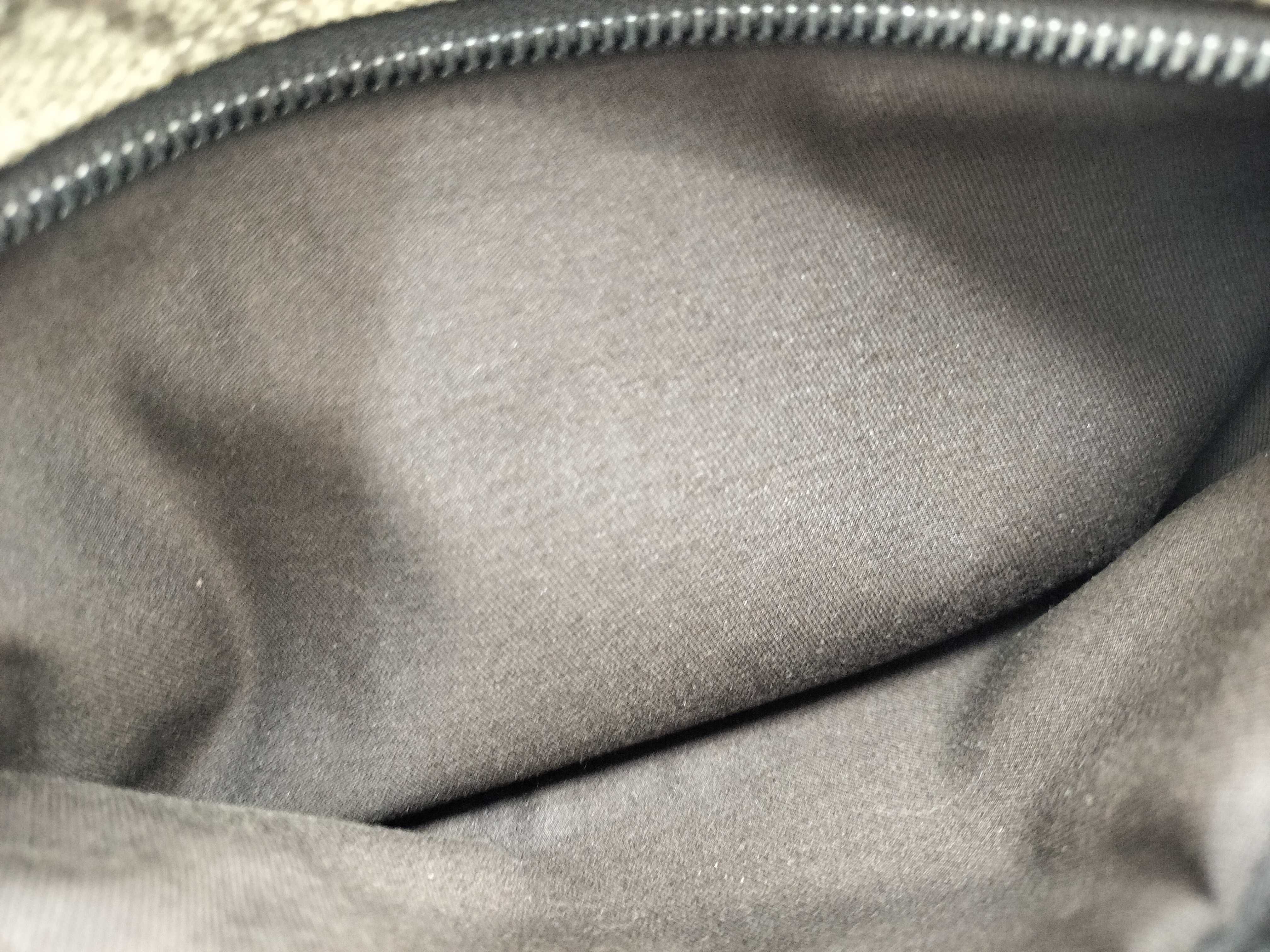GG Supreme 131211 002404 Gucci Second Bag — view 15