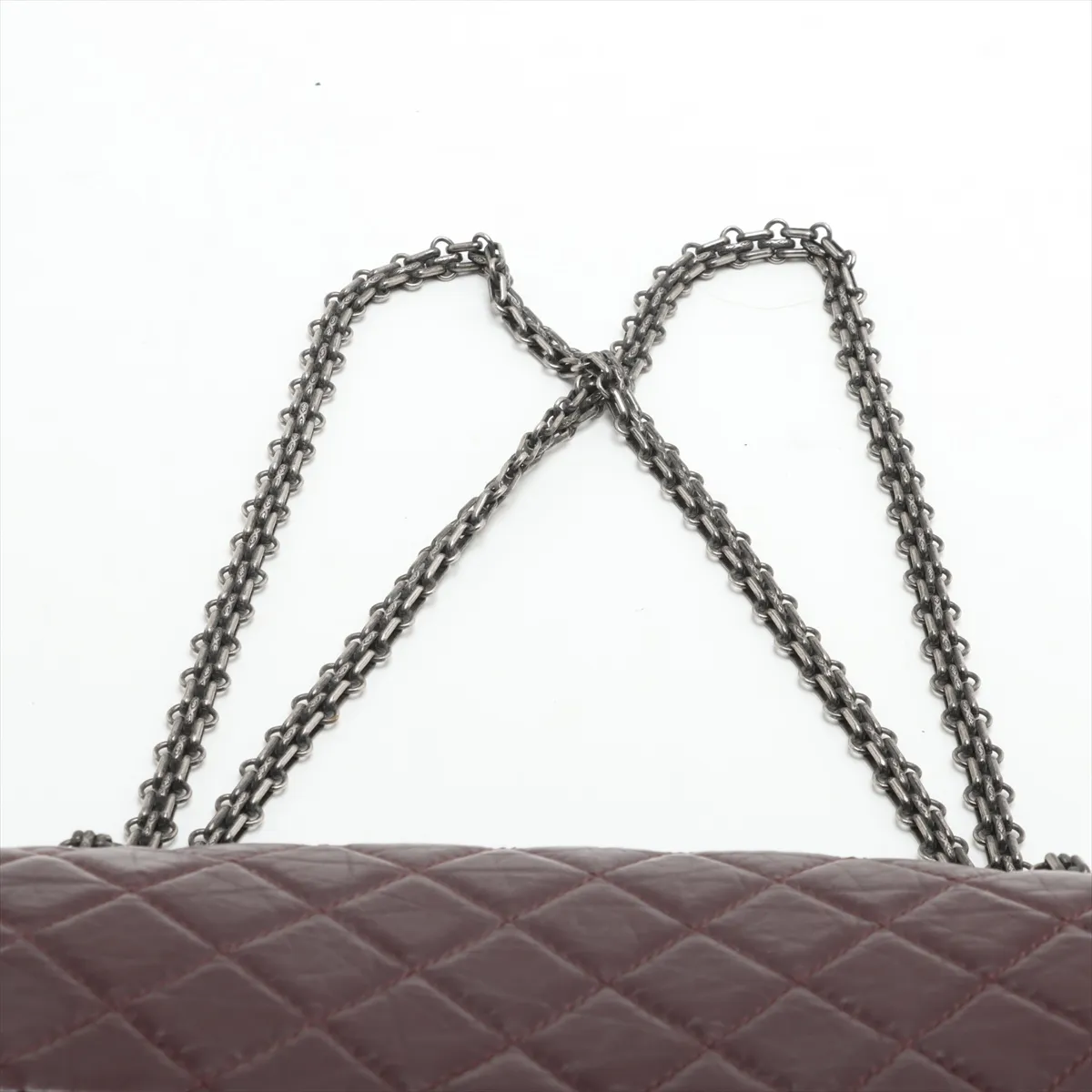 Matelasse 2.55 Large Vintage Calf Double Flap Double Chain Bag Bordeaux Gunmetal Hardware A37587 — view 6
