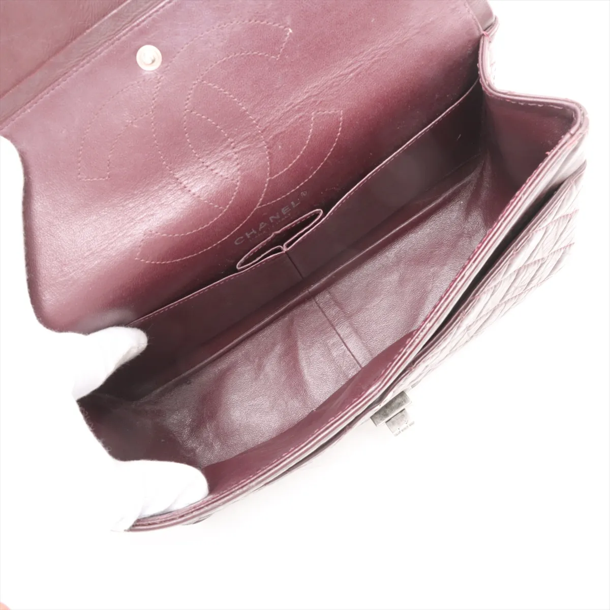 Matelasse 2.55 Large Vintage Calf Double Flap Double Chain Bag Bordeaux Gunmetal Hardware A37587 — view 7