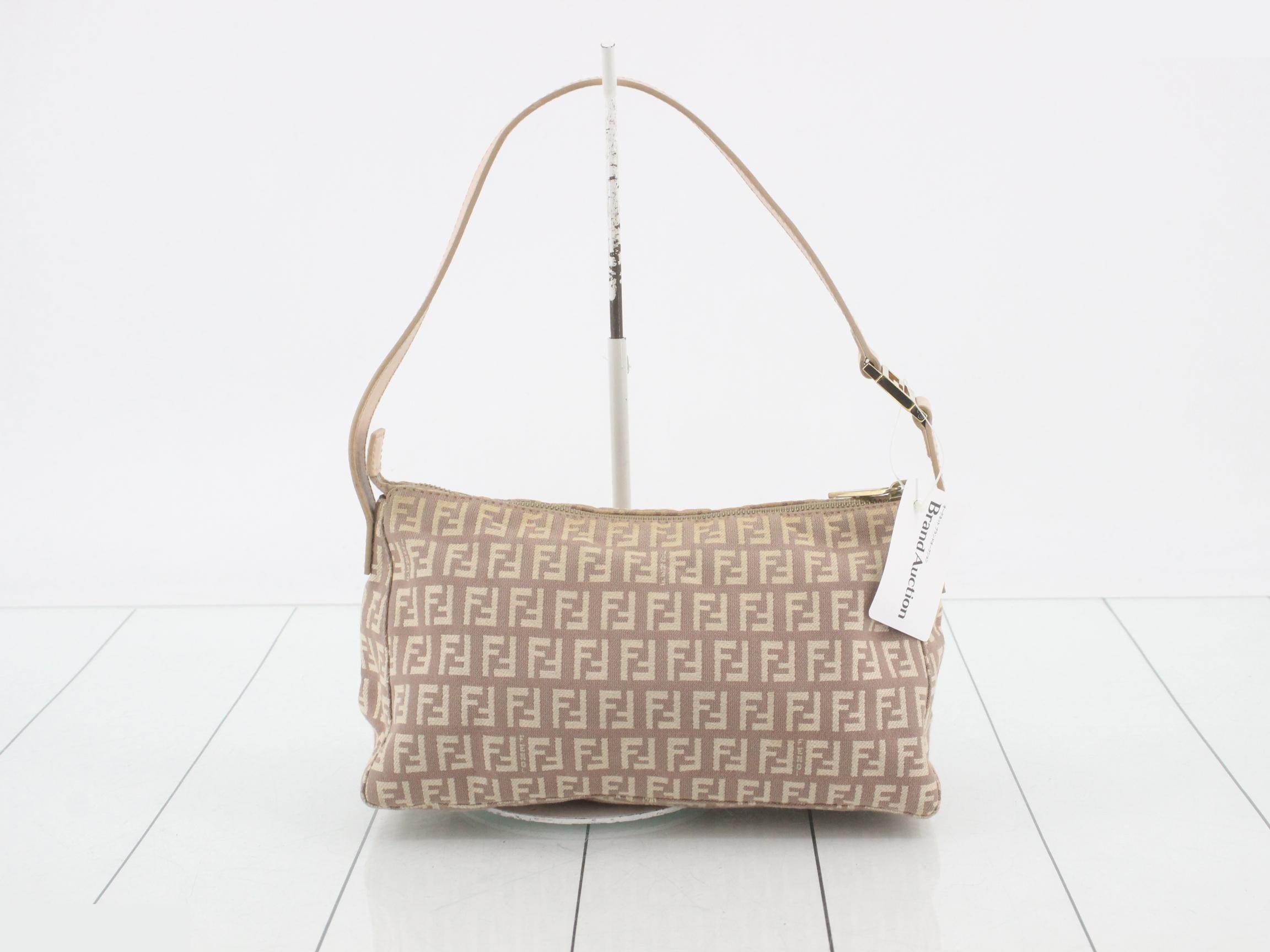 Zucchino Shoulder Bag Pouch — view 2