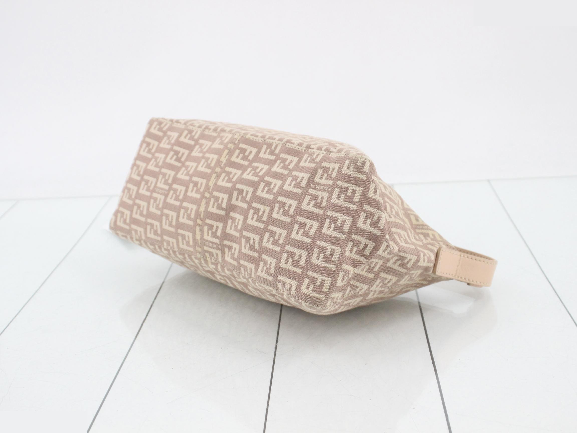 Zucchino Shoulder Bag Pouch — view 6
