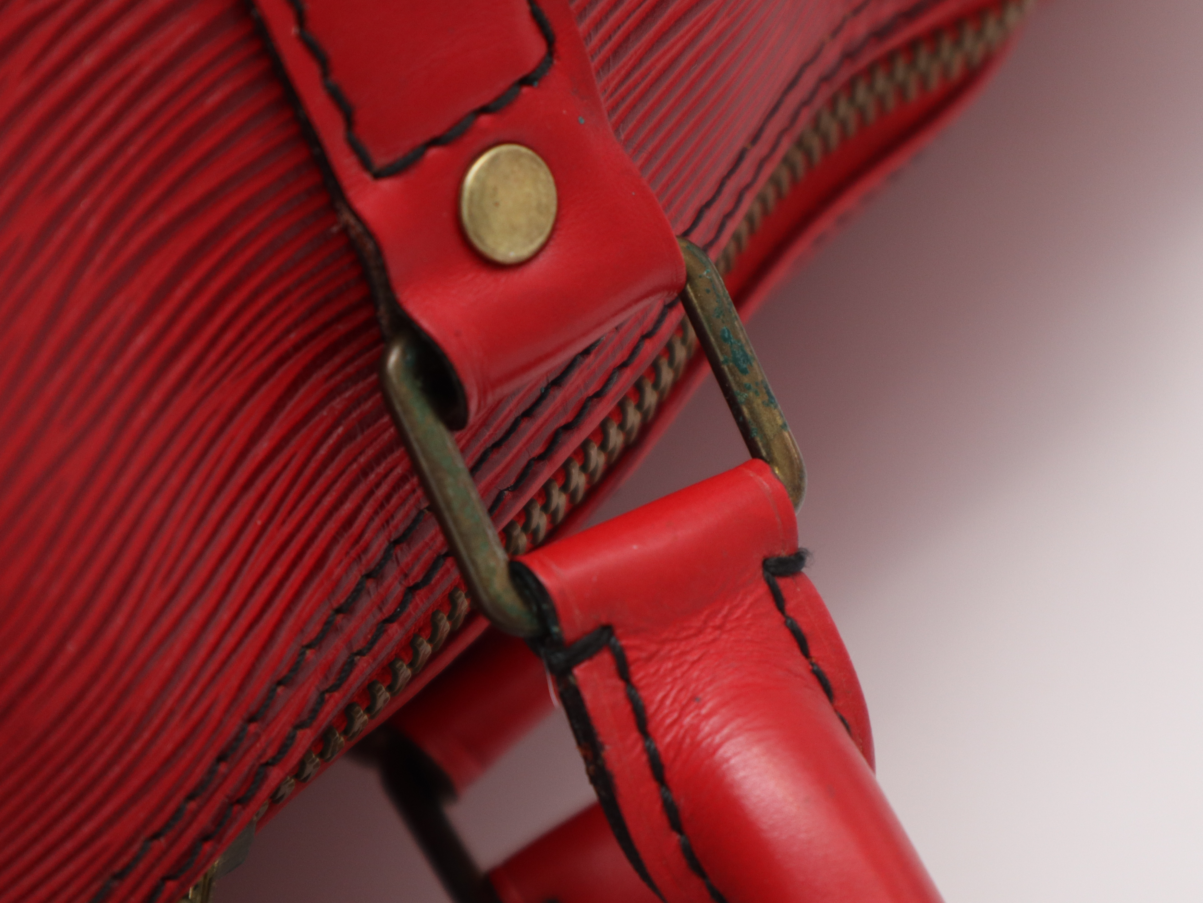 M42947 Epi Keepall 60 Castilian Red Boston Bag with Name Tag — view 8