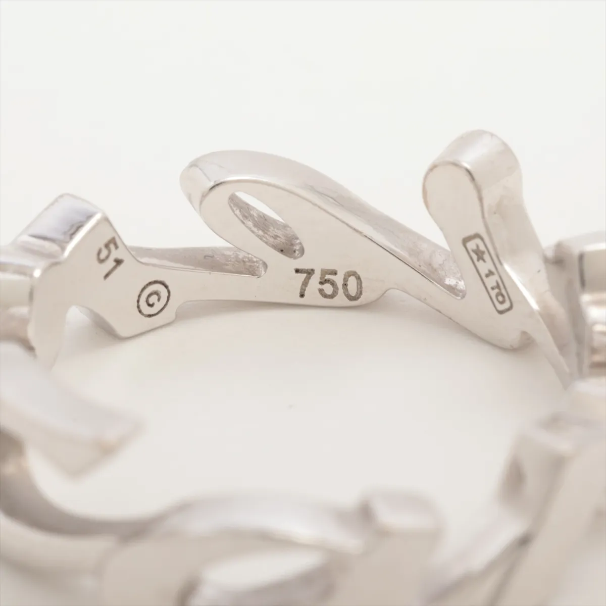 signature ring 750(WG) 5.1g 51 CX5959 dent — view 3