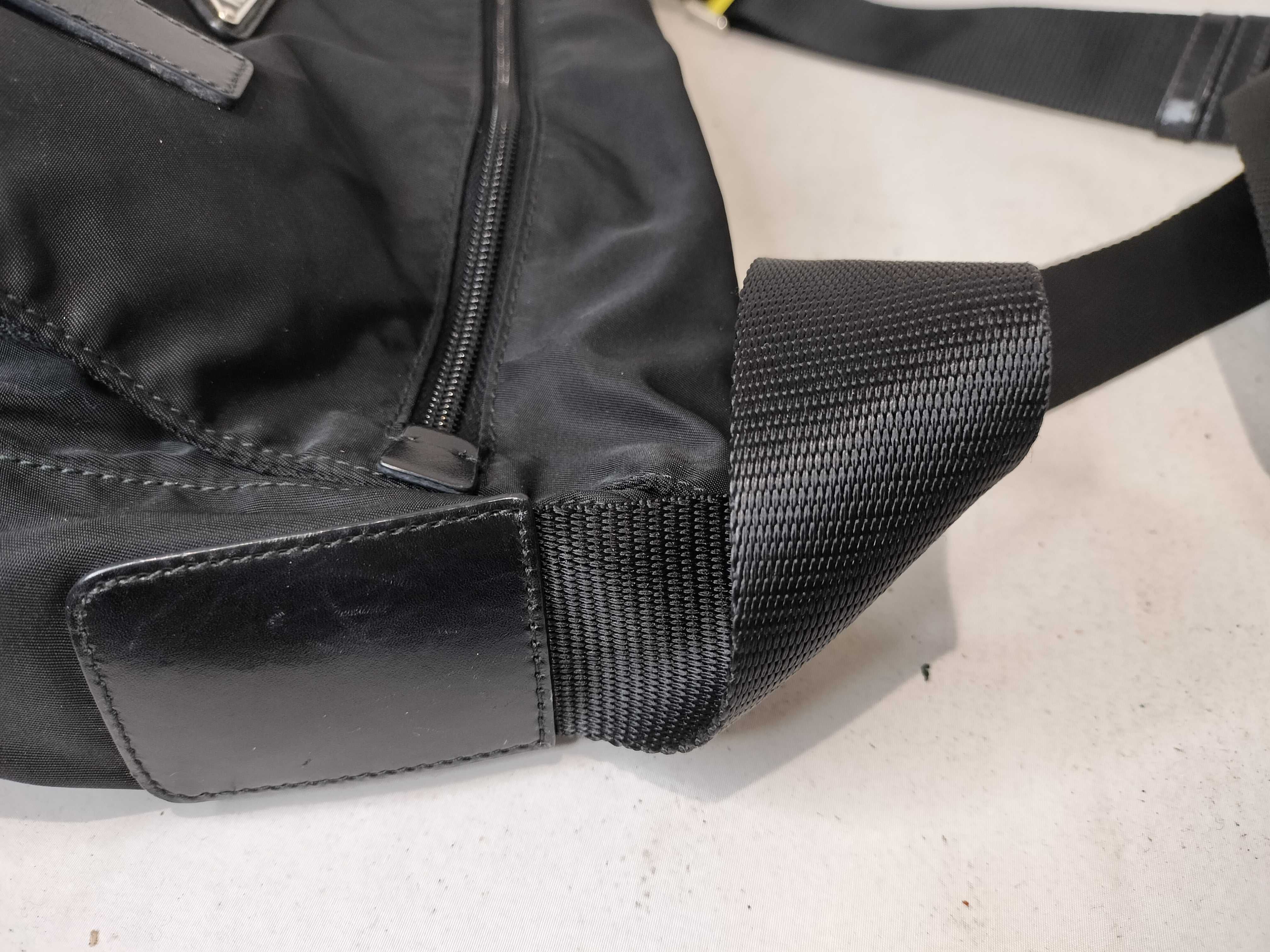 Nylon Messenger Bag Shoulder Bag — view 6