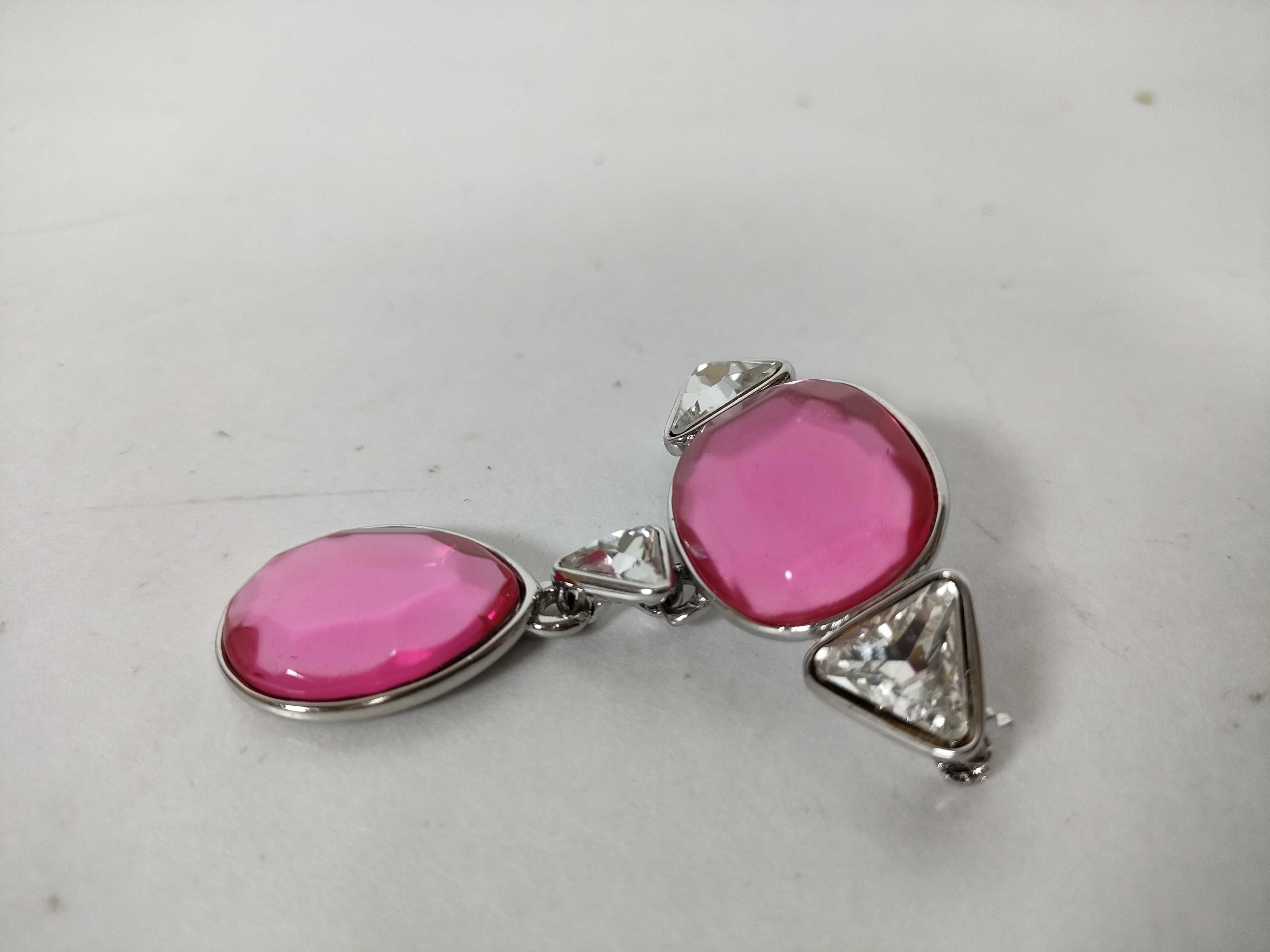colored stone brooch — view 6