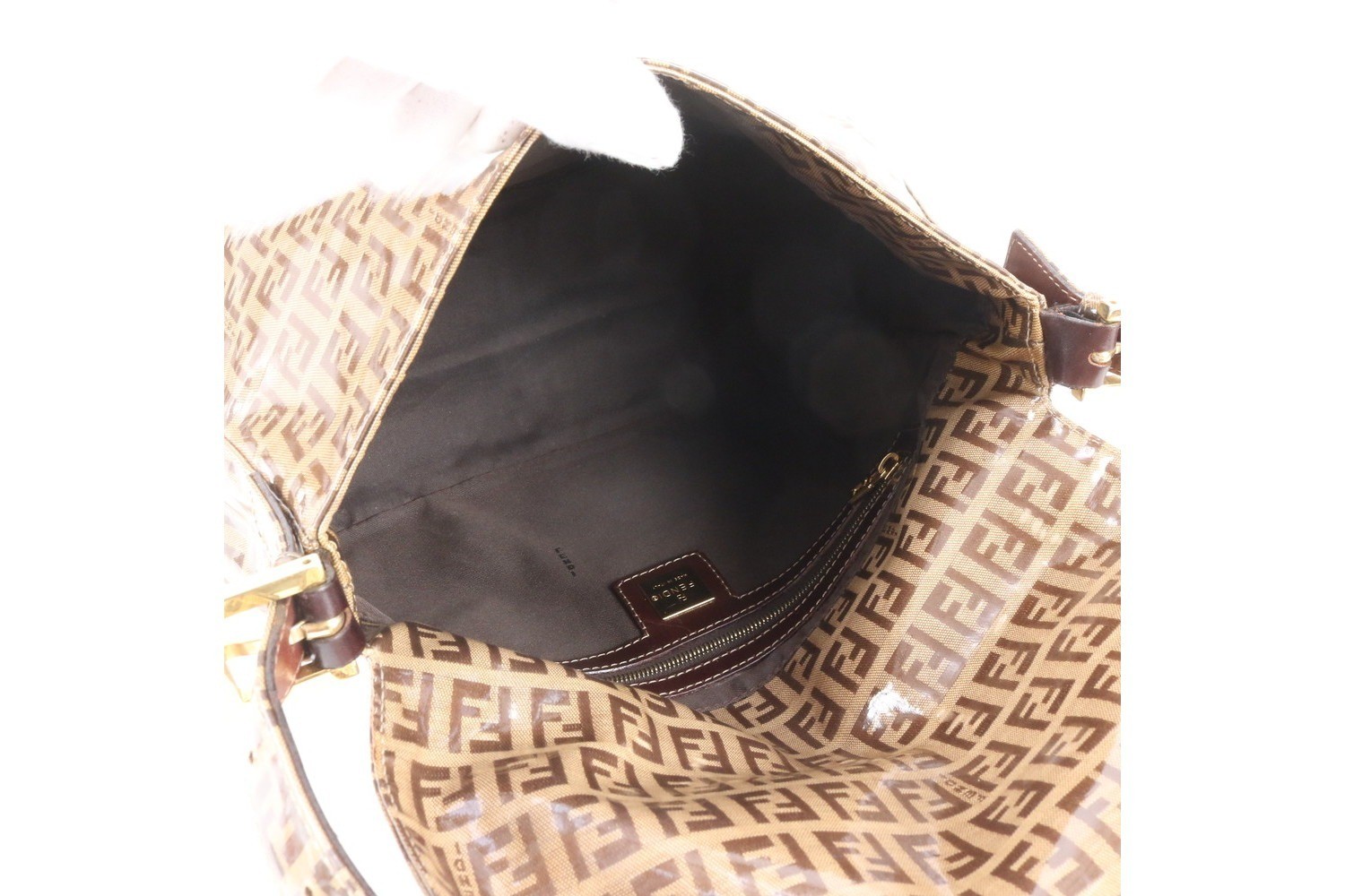 Zucchino Mamma Baguette FF Hardware Leather Shoulder Bag — view 7