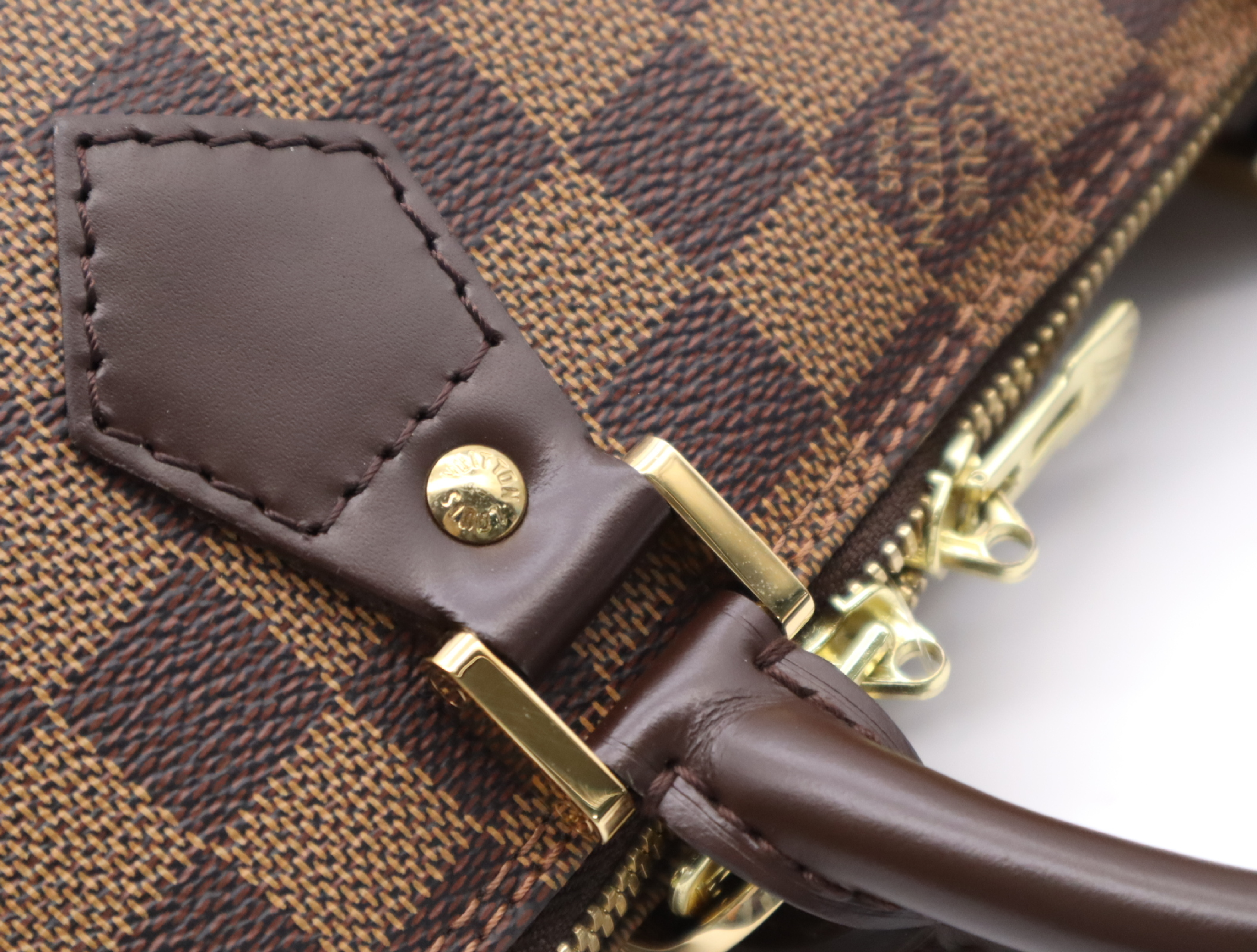 N51131 Damier Alma Handbag with Padlock and 2 Keys — view 9