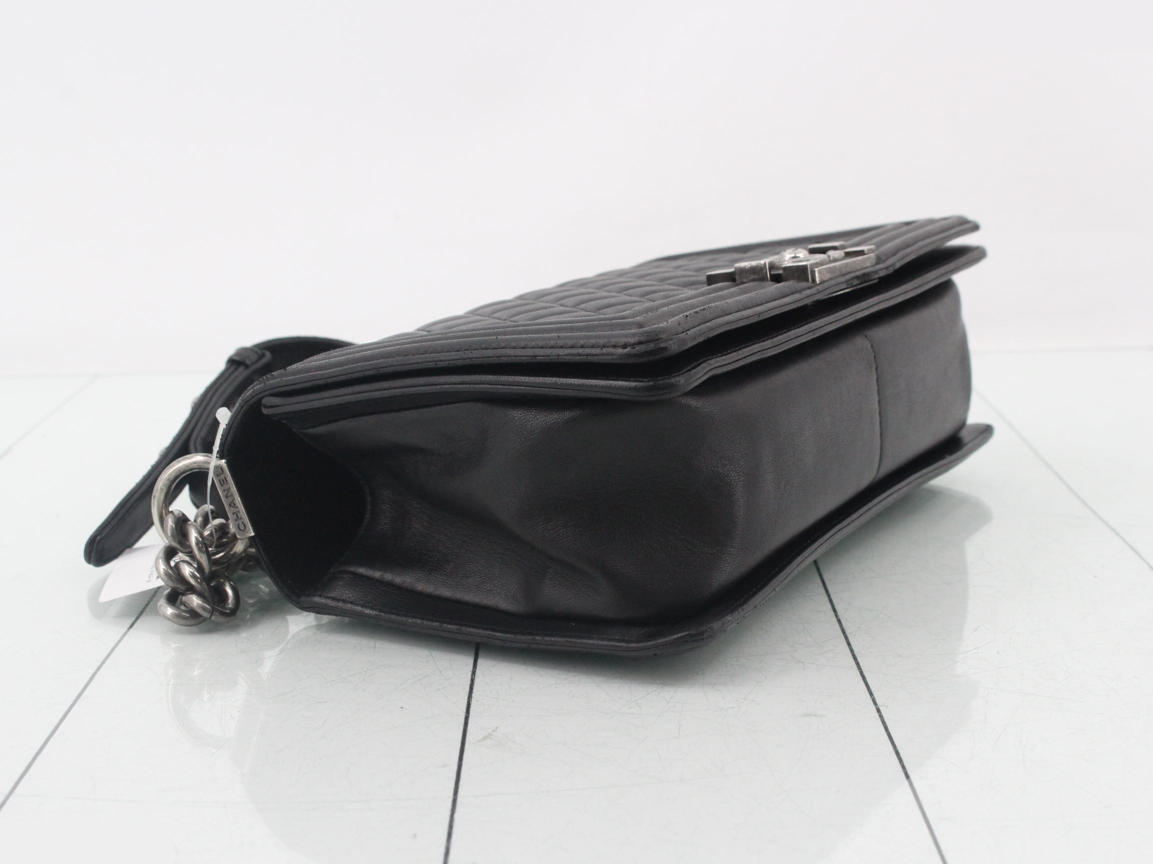 Boy Chanel Chain Shoulder Bag, Black — view 5