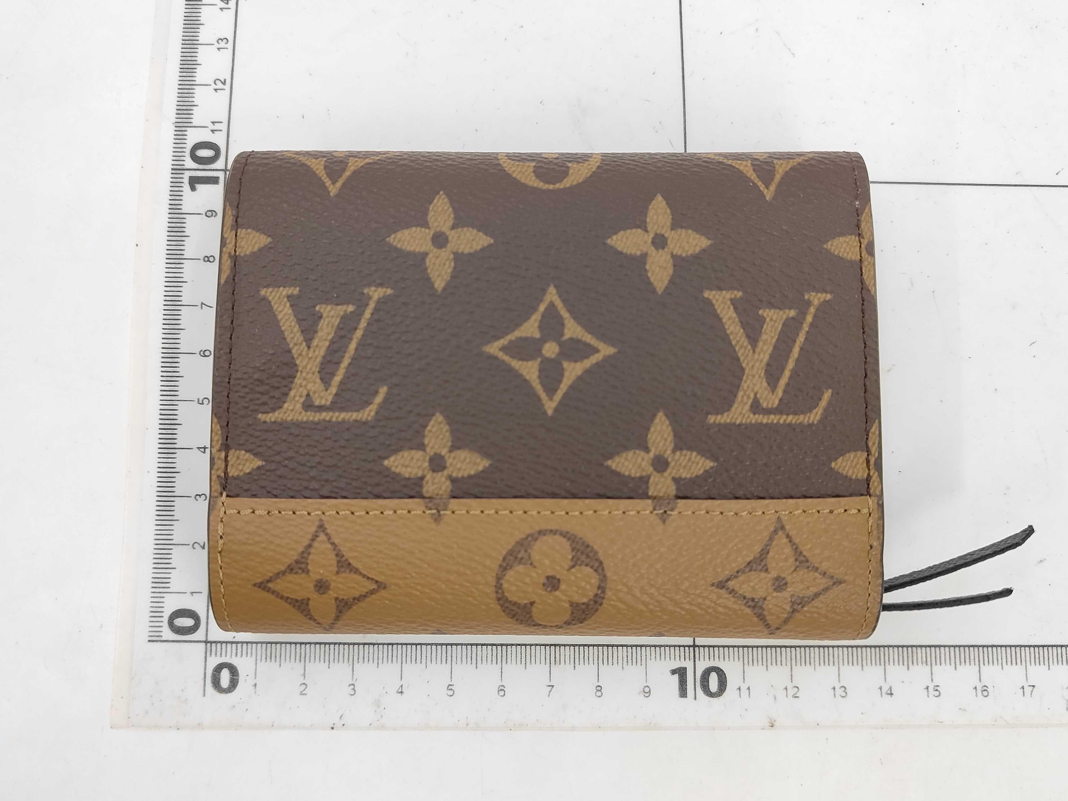LV Portefeuille Victorine M81557 Wallet — view 2