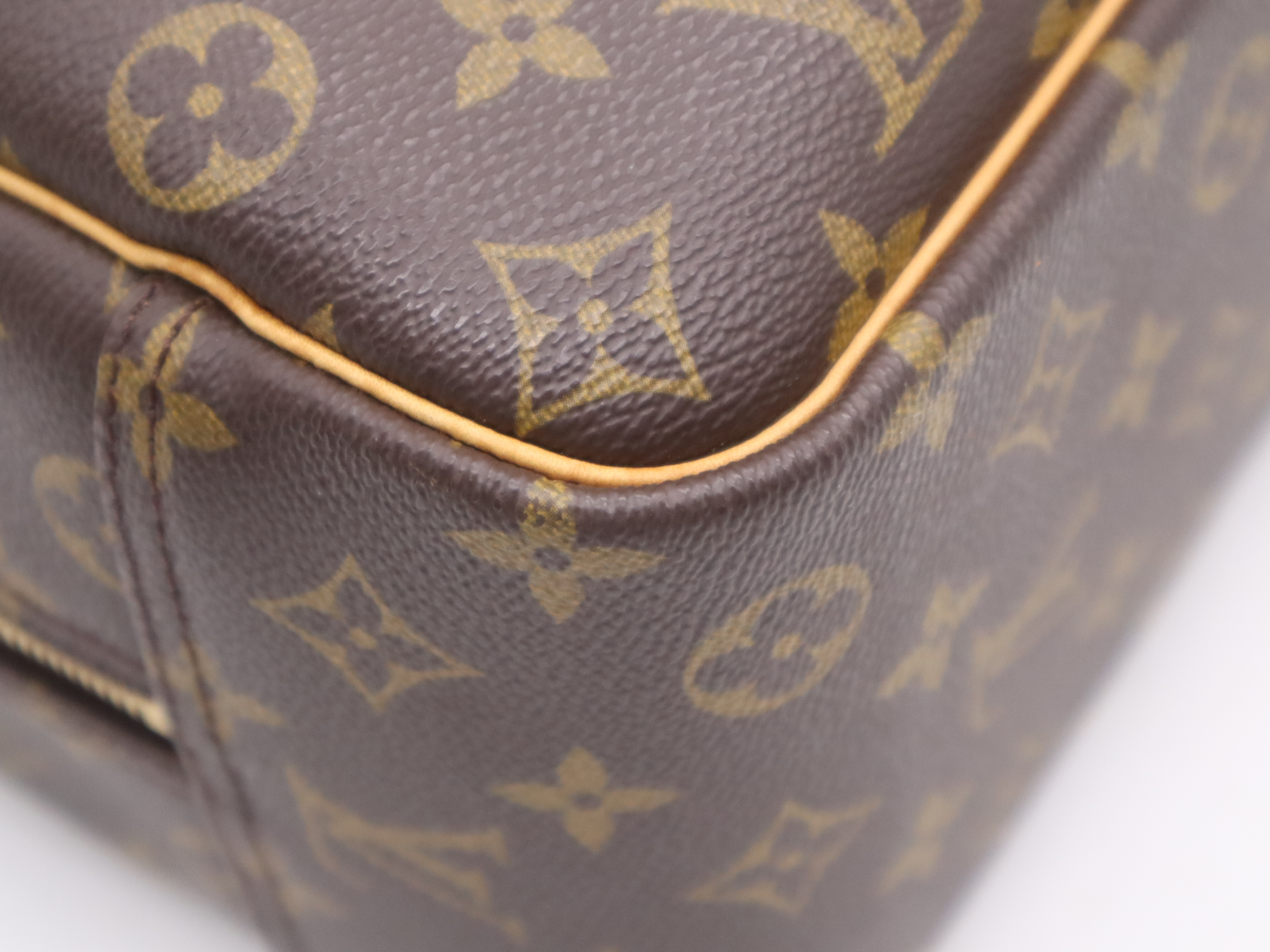 M47270 Monogram Deauville Handbag — view 11