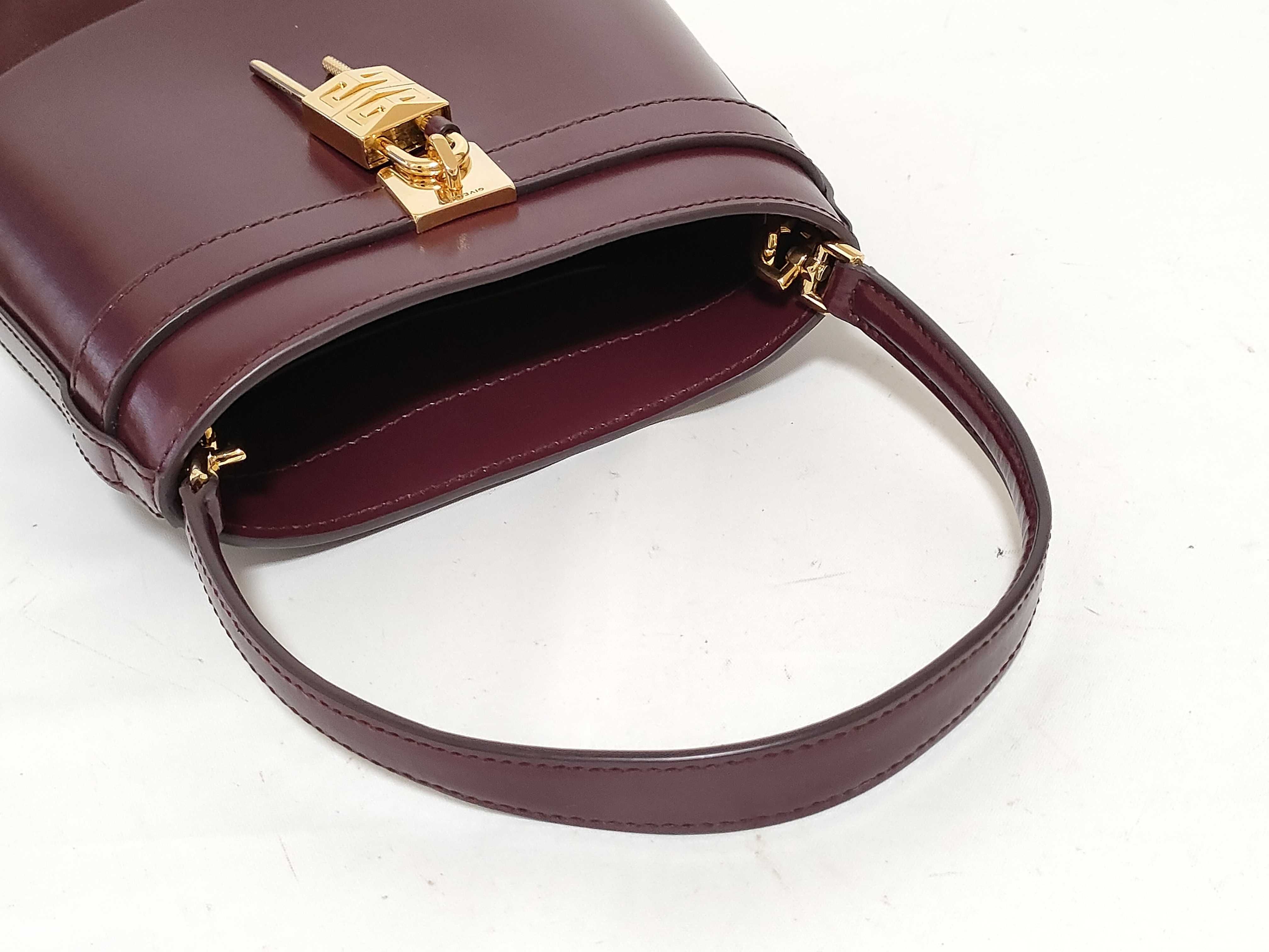 TR- Shark Lock Bag Handbag — view 3