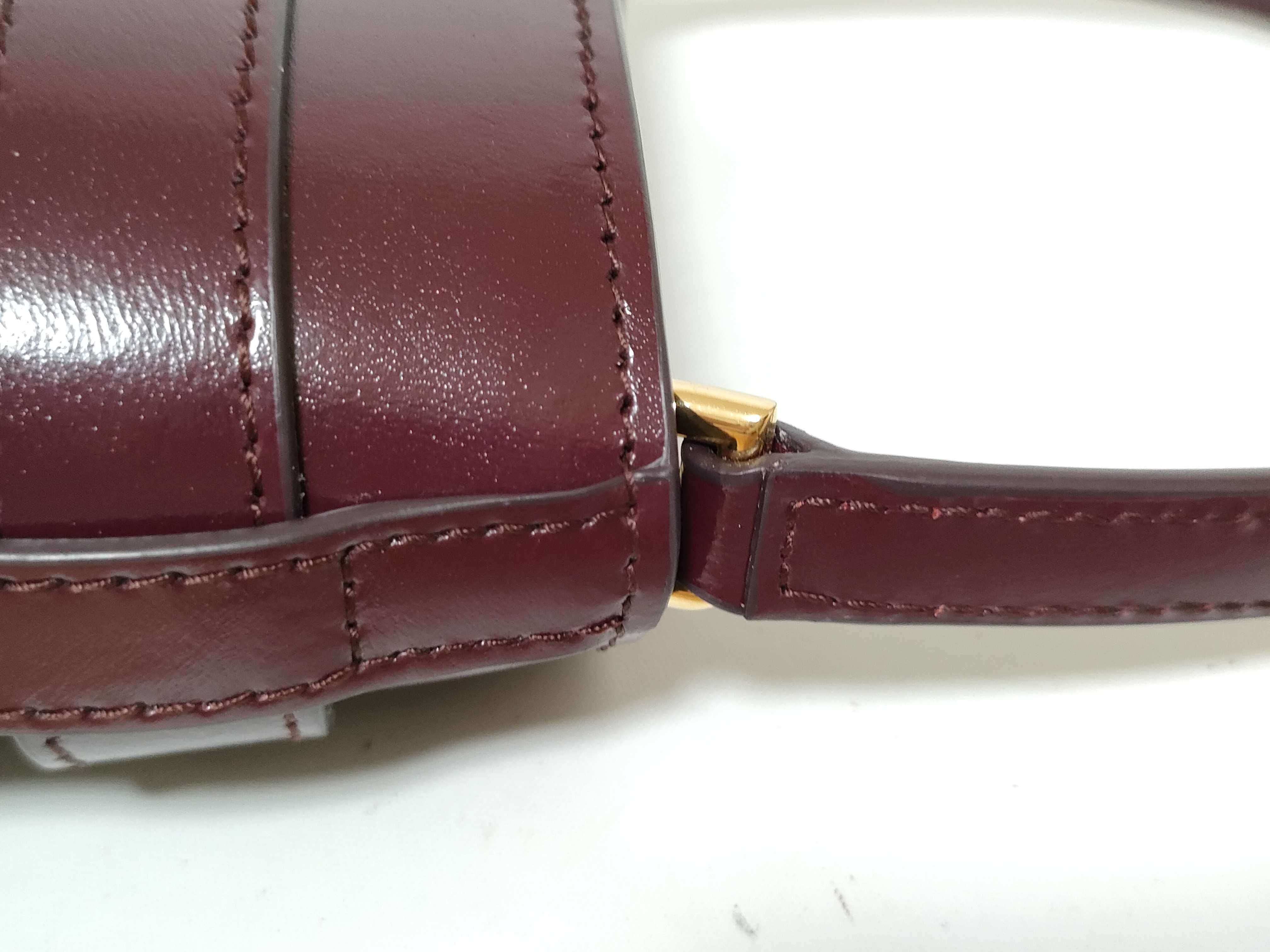 TR- Shark Lock Bag Handbag — view 5
