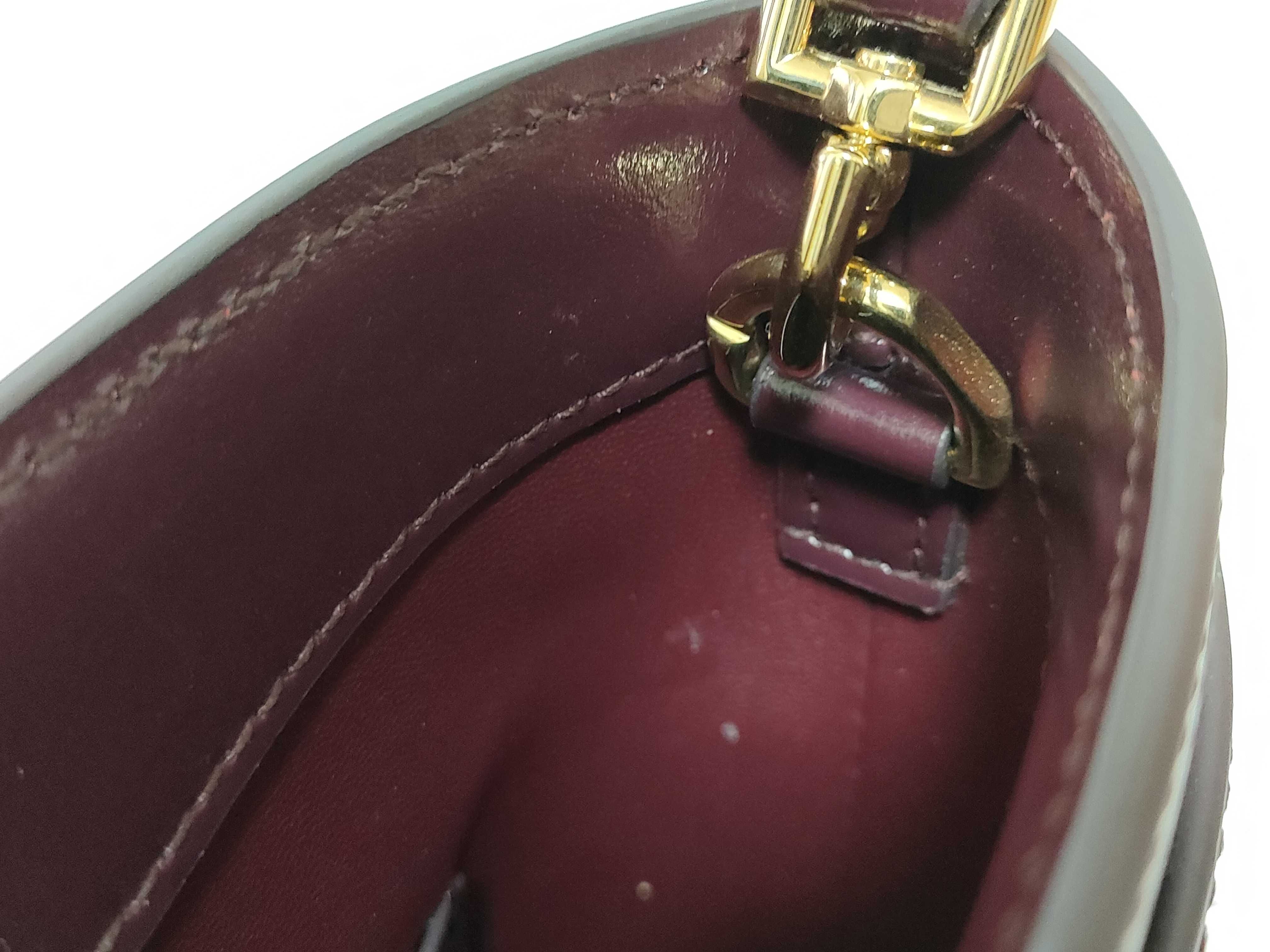 TR- Shark Lock Bag Handbag — view 8