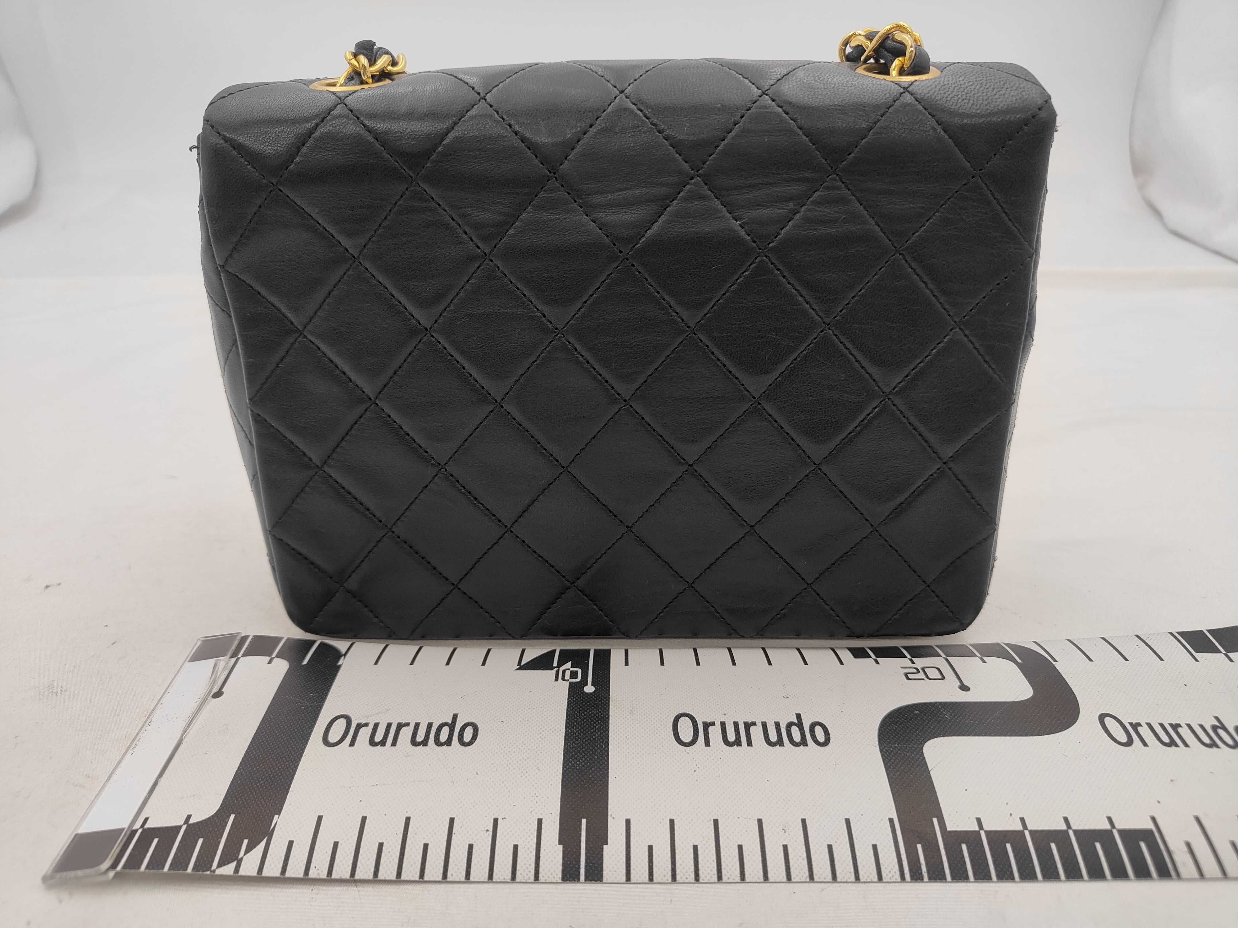Matelassé 20 Lambskin Shoulder Bag — view 2