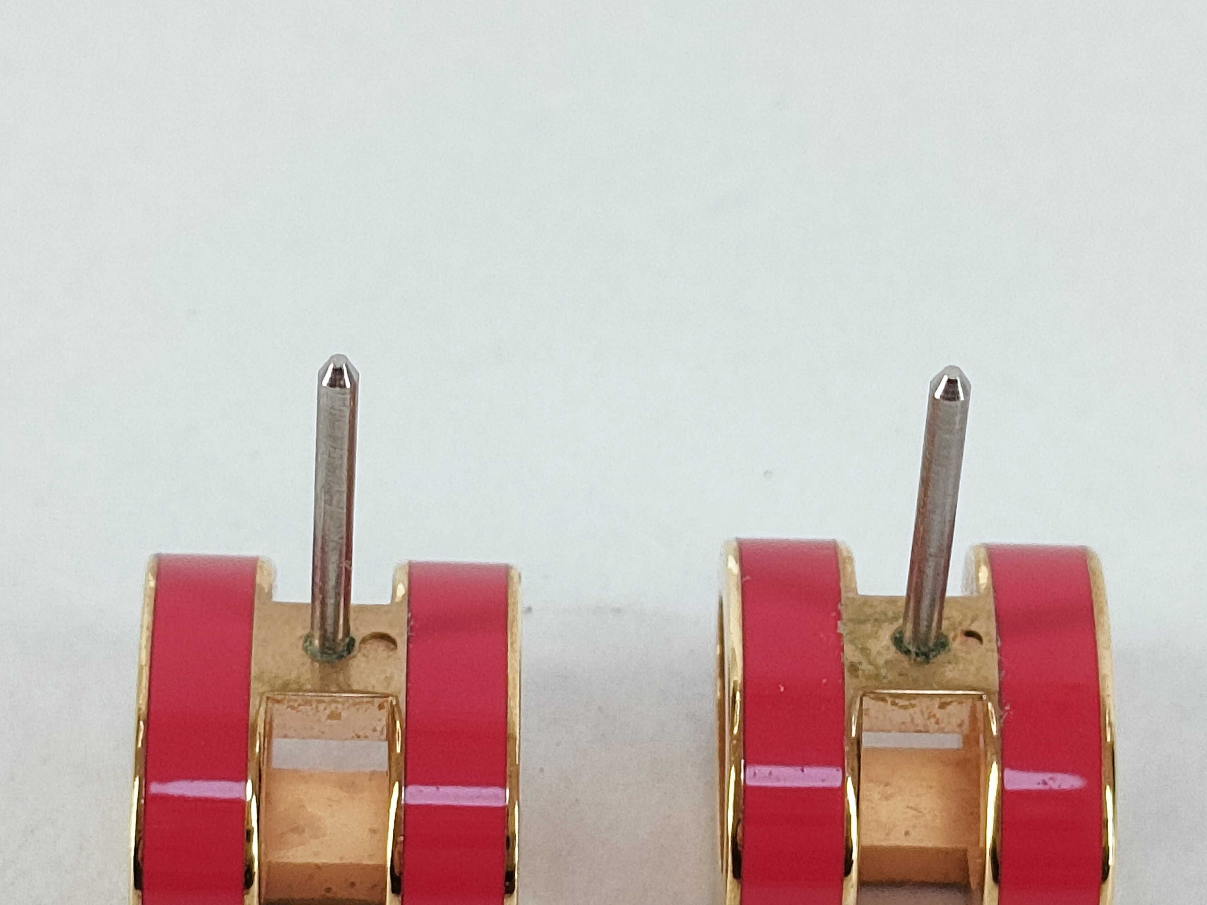 Pop H Gold Earrings — view 3
