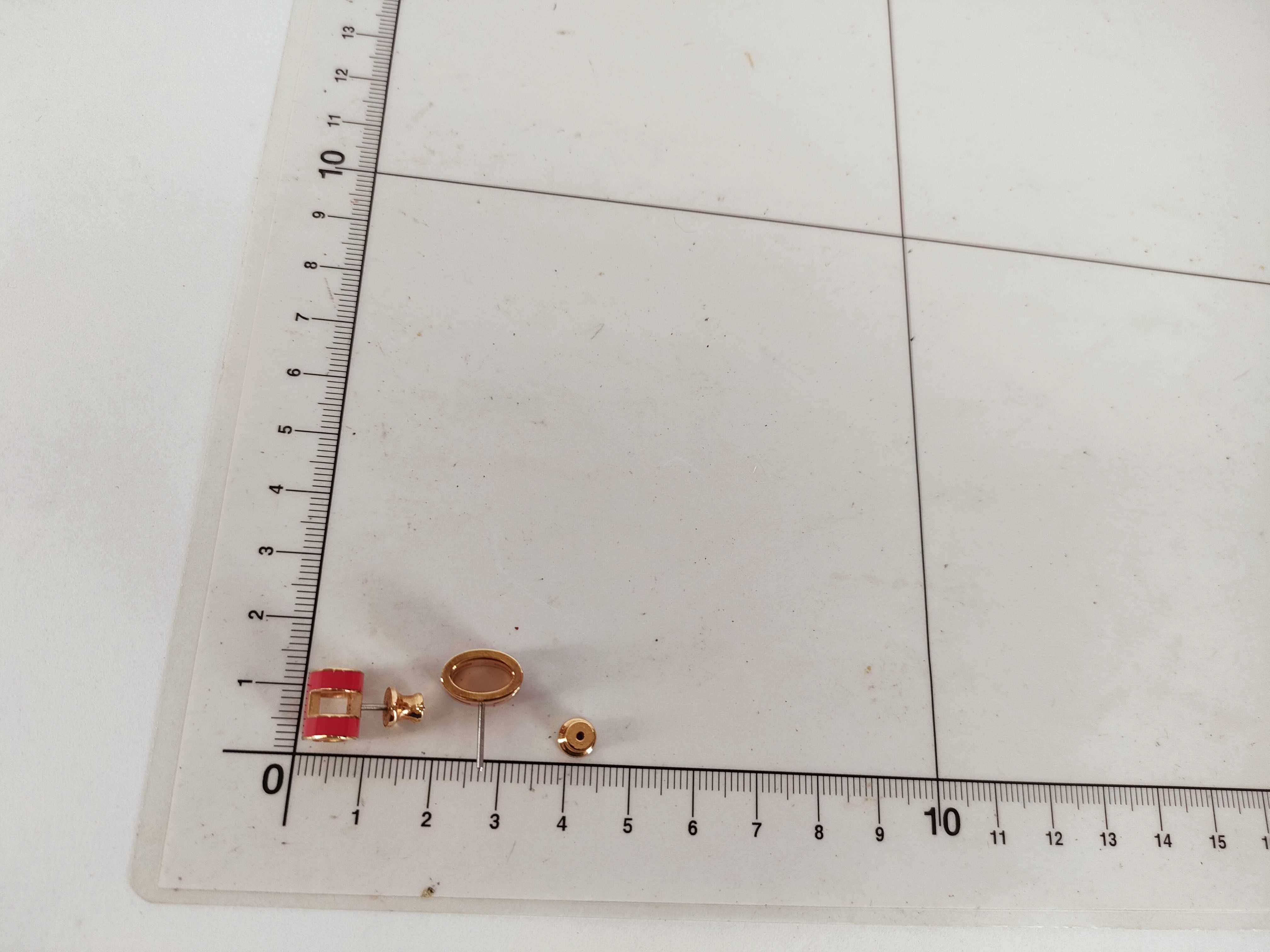 Pop H Gold Earrings — view 10
