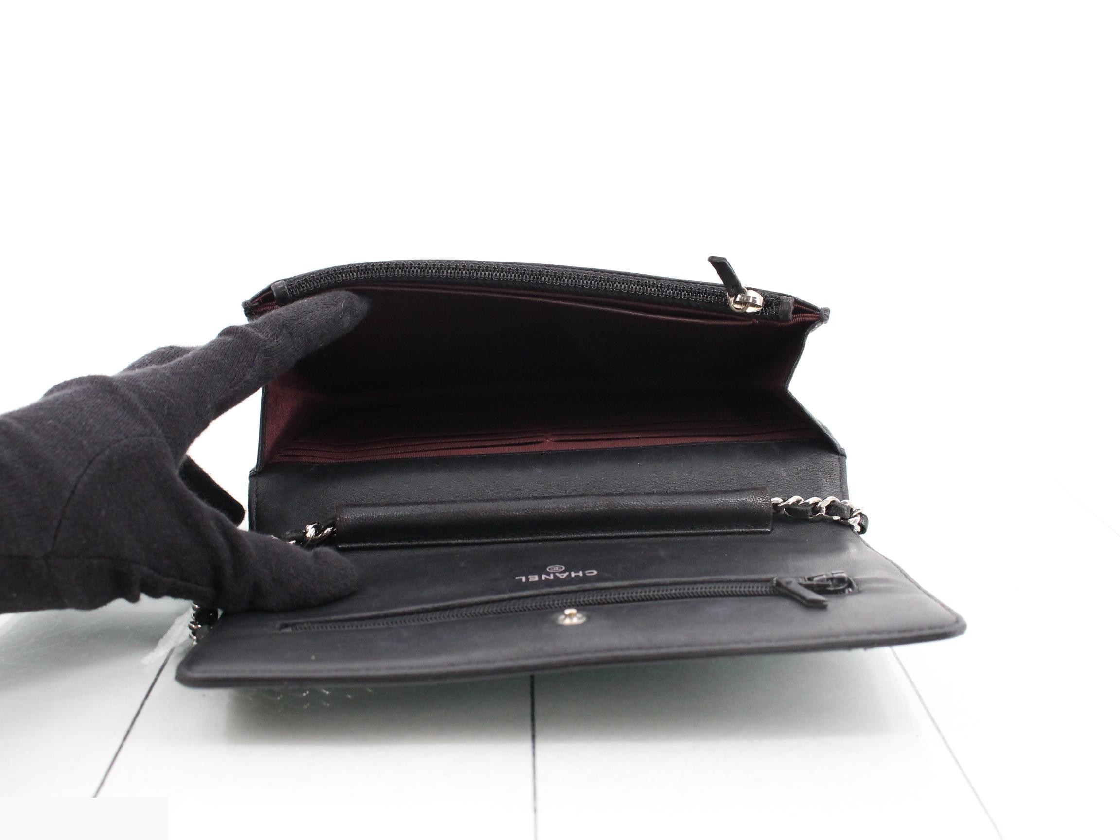Matelassé Lambskin Chain Wallet Seal — view 4