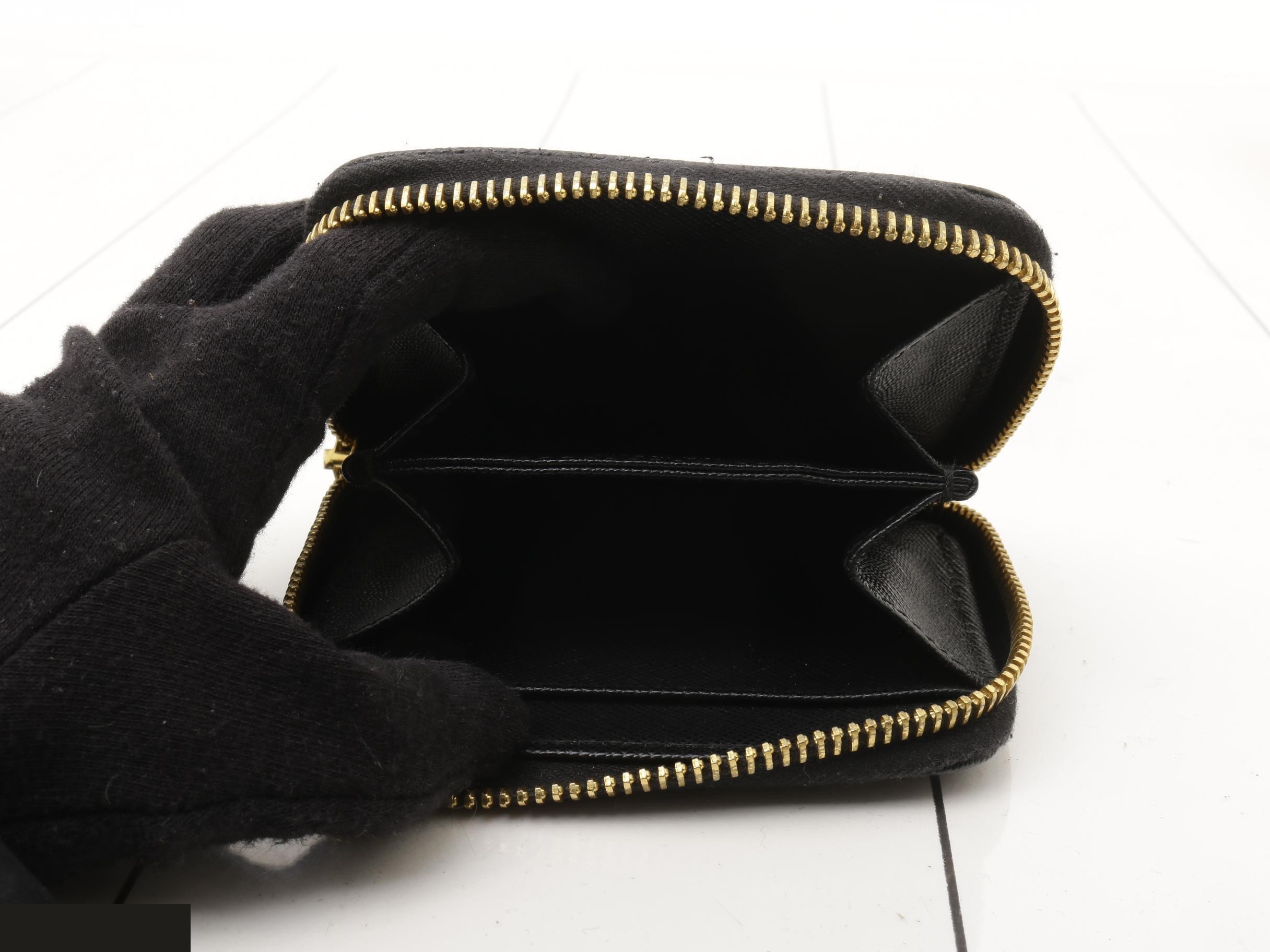 Saffiano bag/coin case, black — view 4