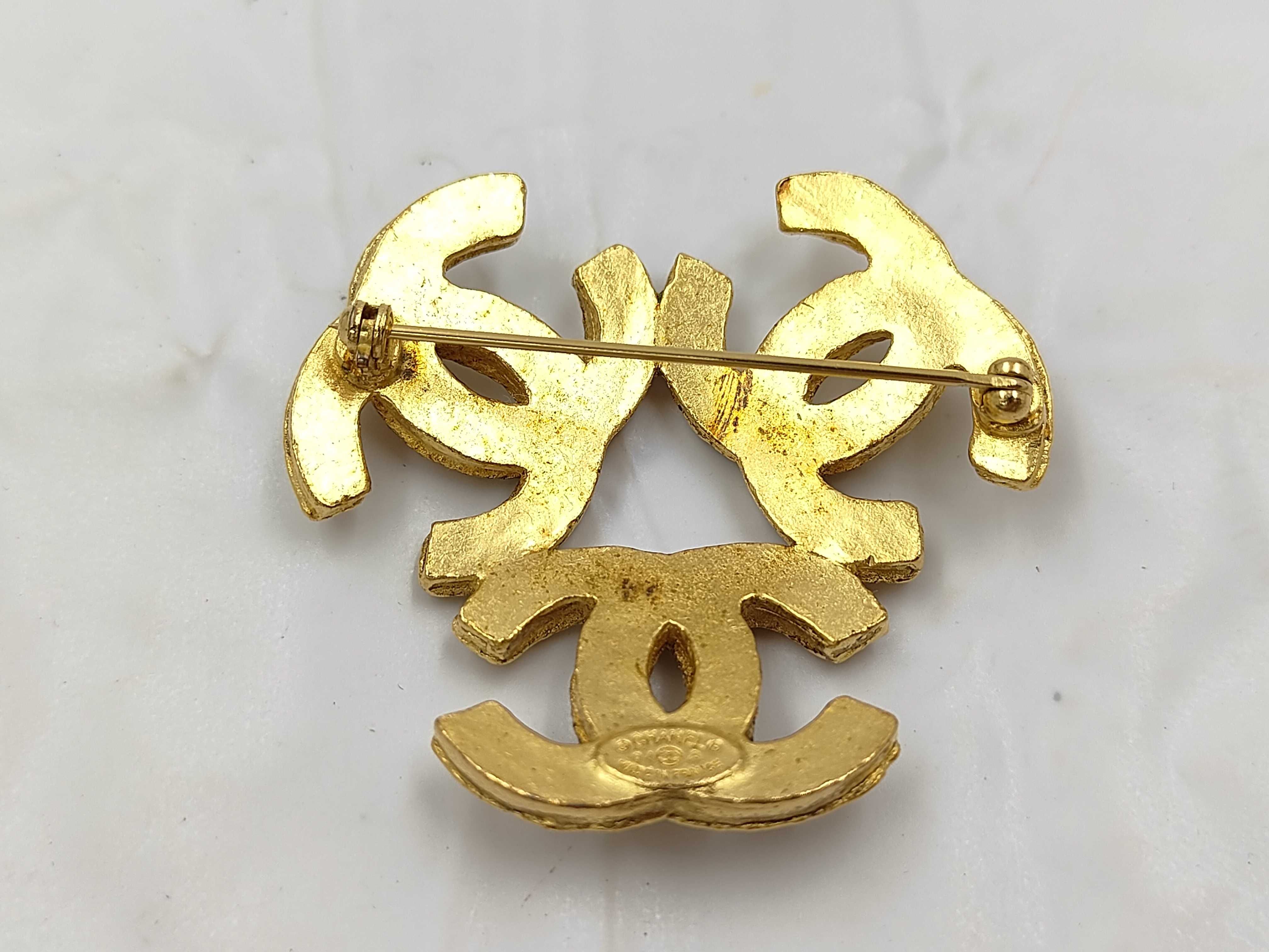 Triple Coco Mark Vintage 94A Brooch — view 2