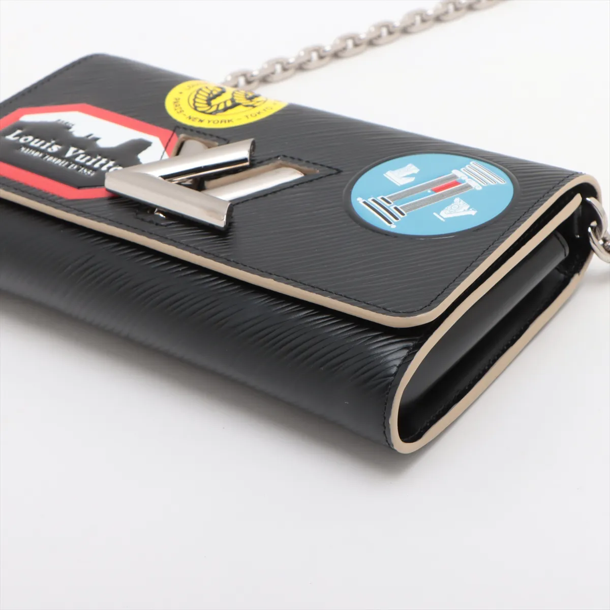 Epi Portefeuille Twist Chain M62007 Black — view 3