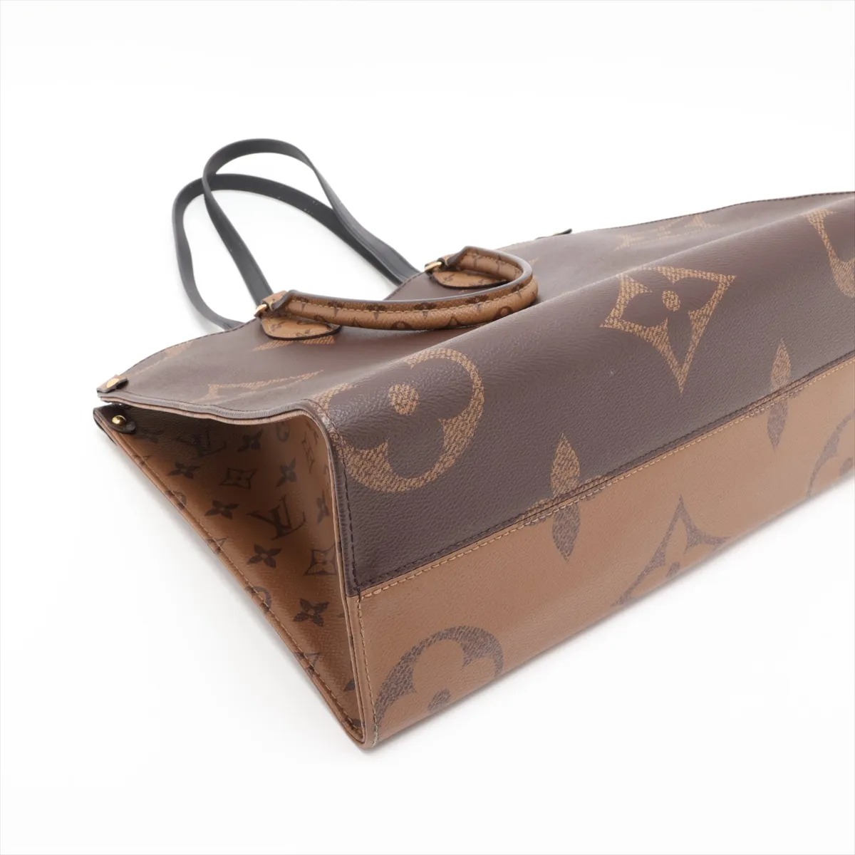 Giant Monogram Reverse OnTheGo MM M45321 Brown (RFID detected) — view 4